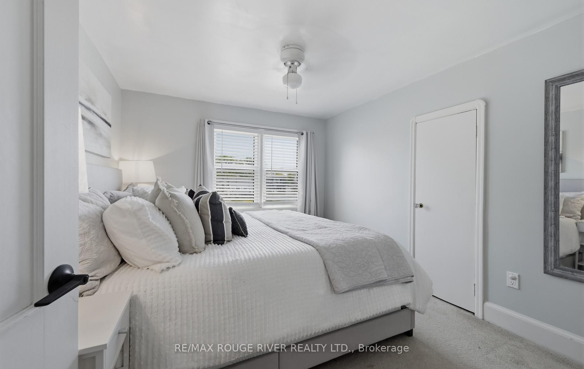 1576 Highway 2 Road Property Photo 18