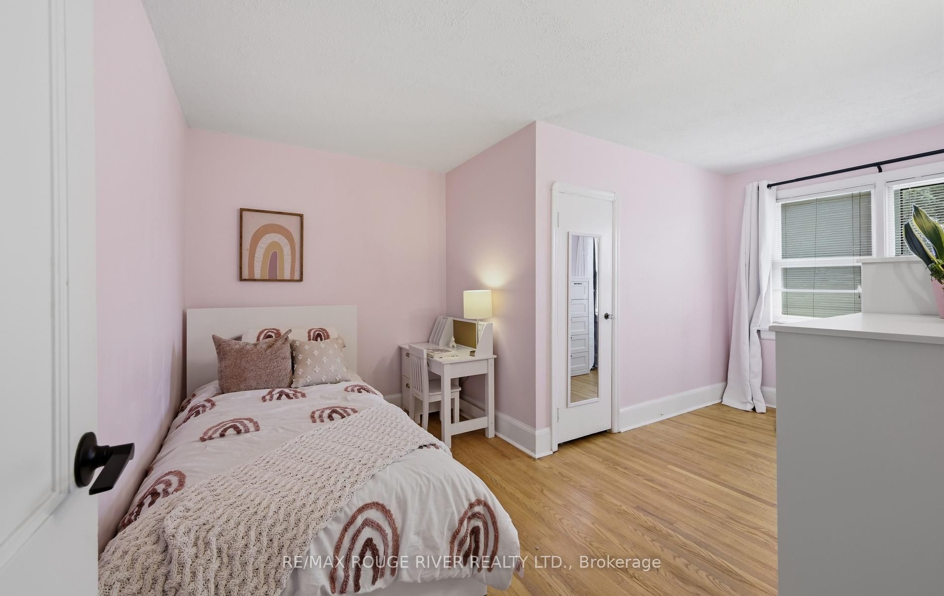 1576 Highway 2 Road Property Photo 20