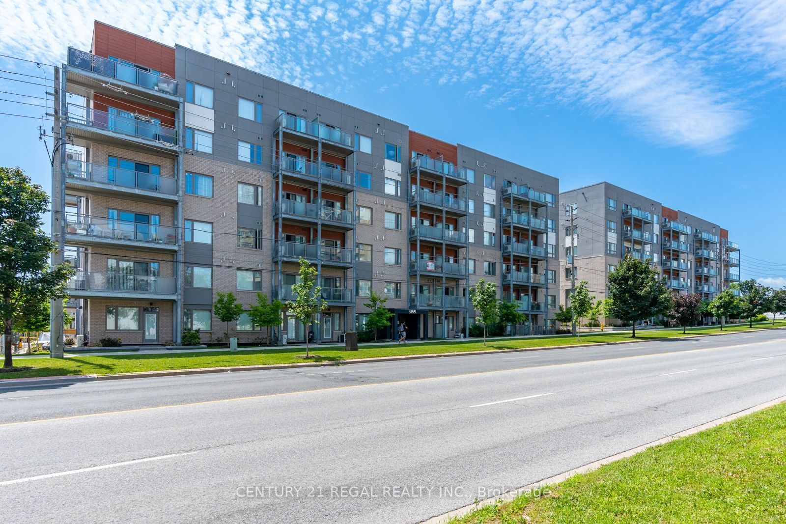 5131 Sheppard Avenue E 301