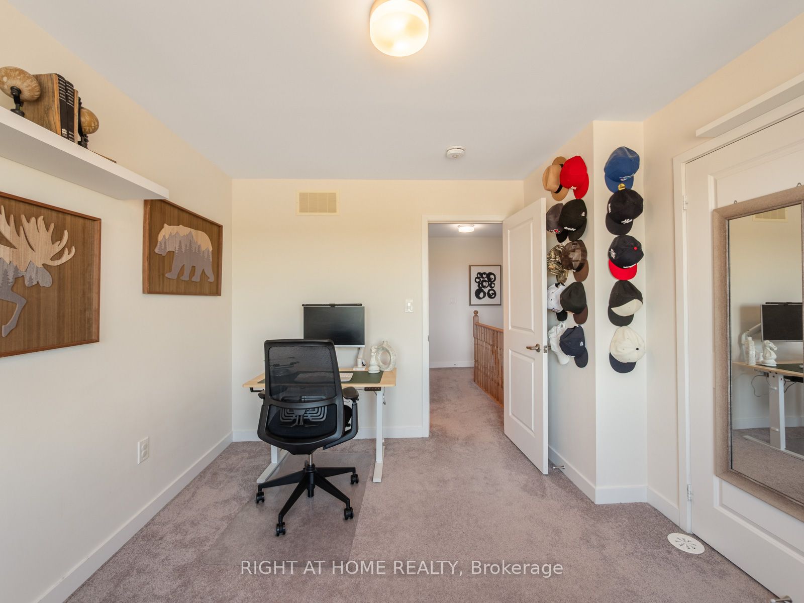 2550 Castlegate Crossing 403 Property Photo 34