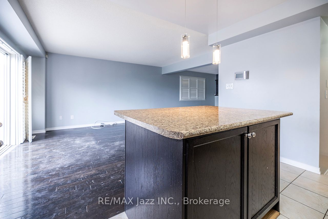 30 Lloydminster Avenue Property Photo 19