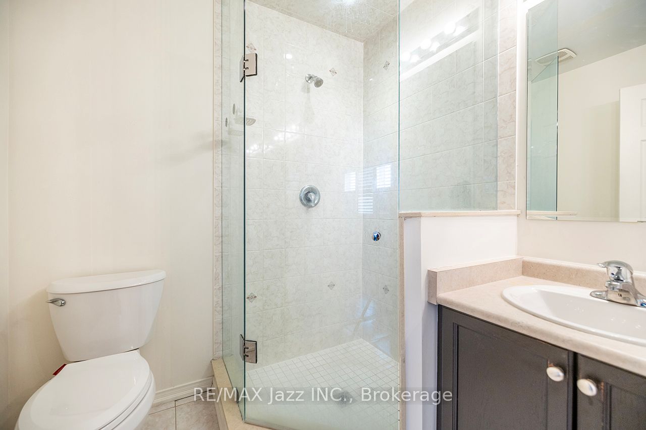 30 Lloydminster Avenue Property Photo 31