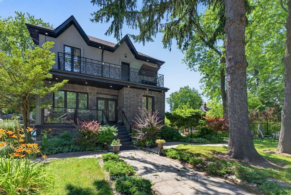 32 Cliffcrest Drive Property Photo 6