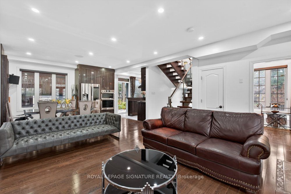32 Cliffcrest Drive Property Photo 11