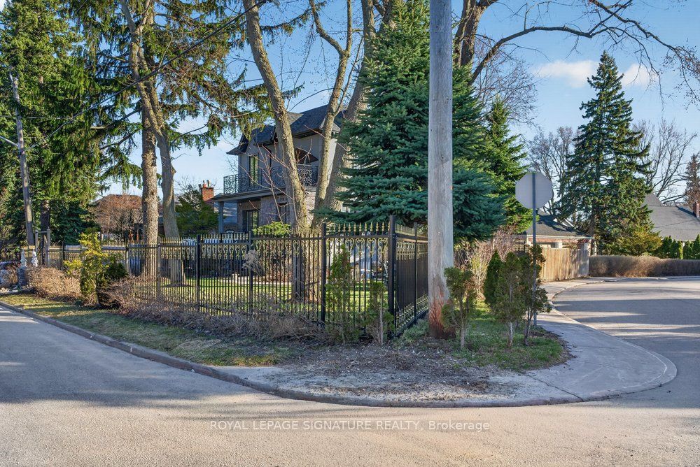 32 Cliffcrest Drive Property Photo 46