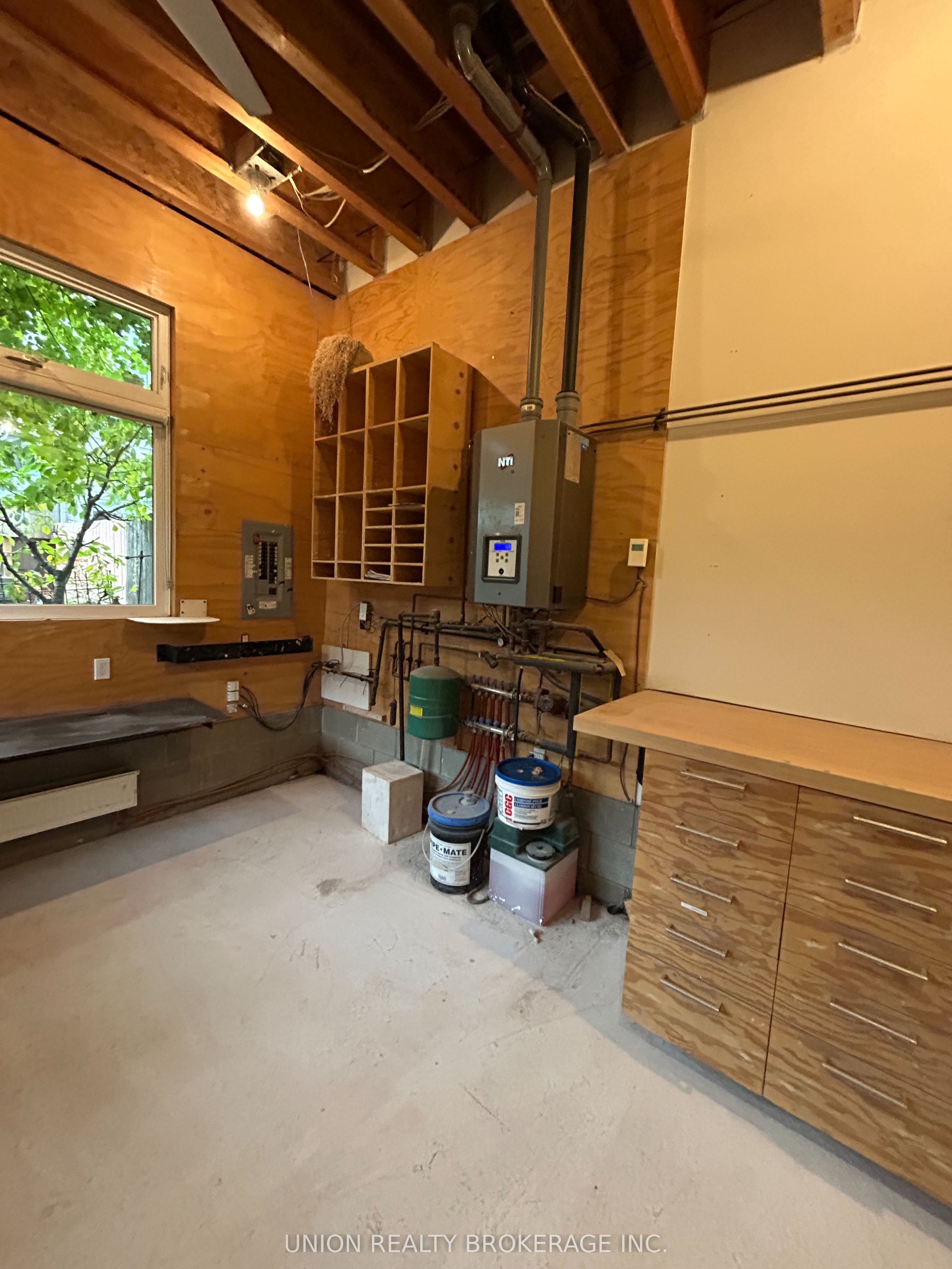 303 Coxwell Avenue Property Photo 13
