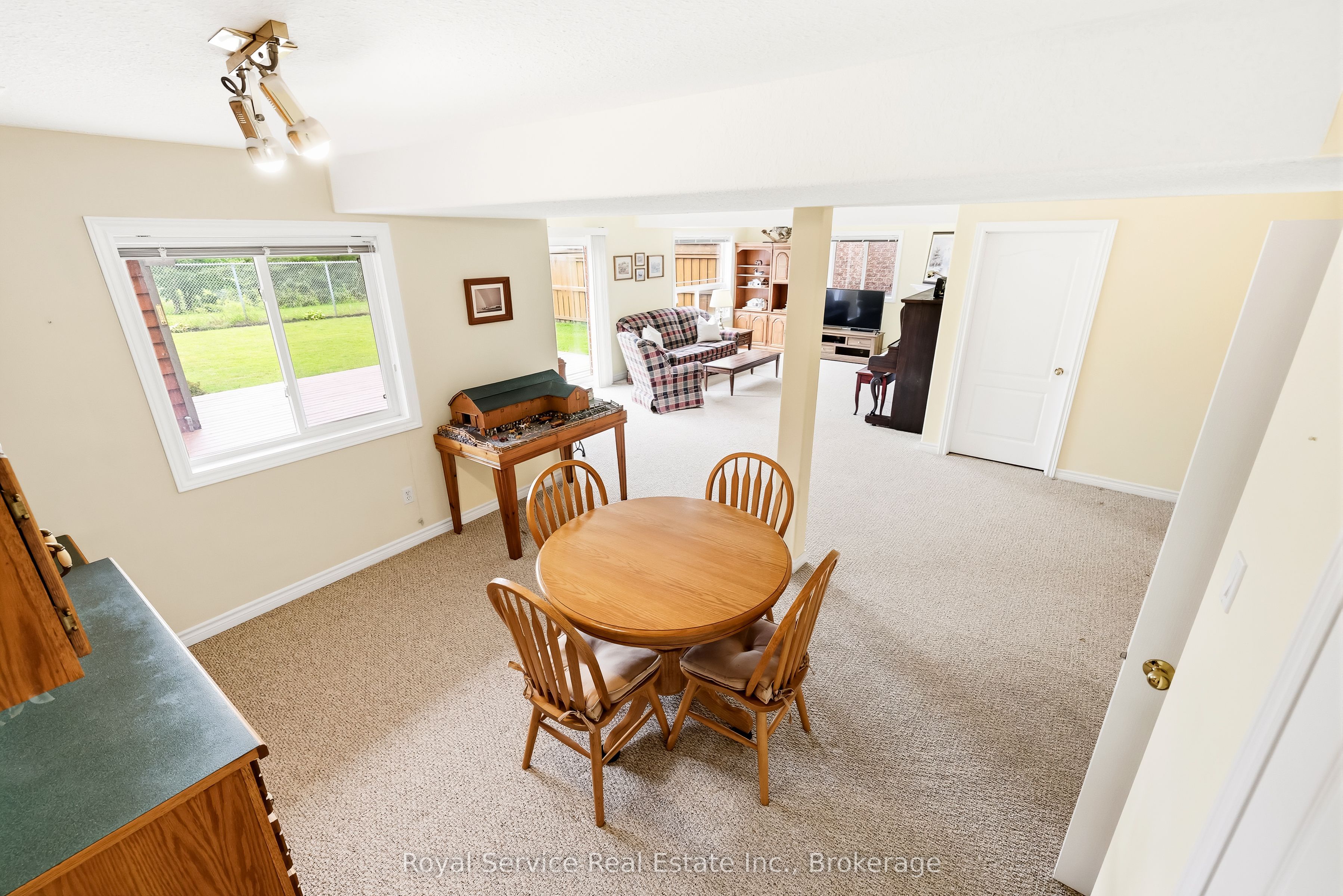 179 Fenning Drive Property Photo 21