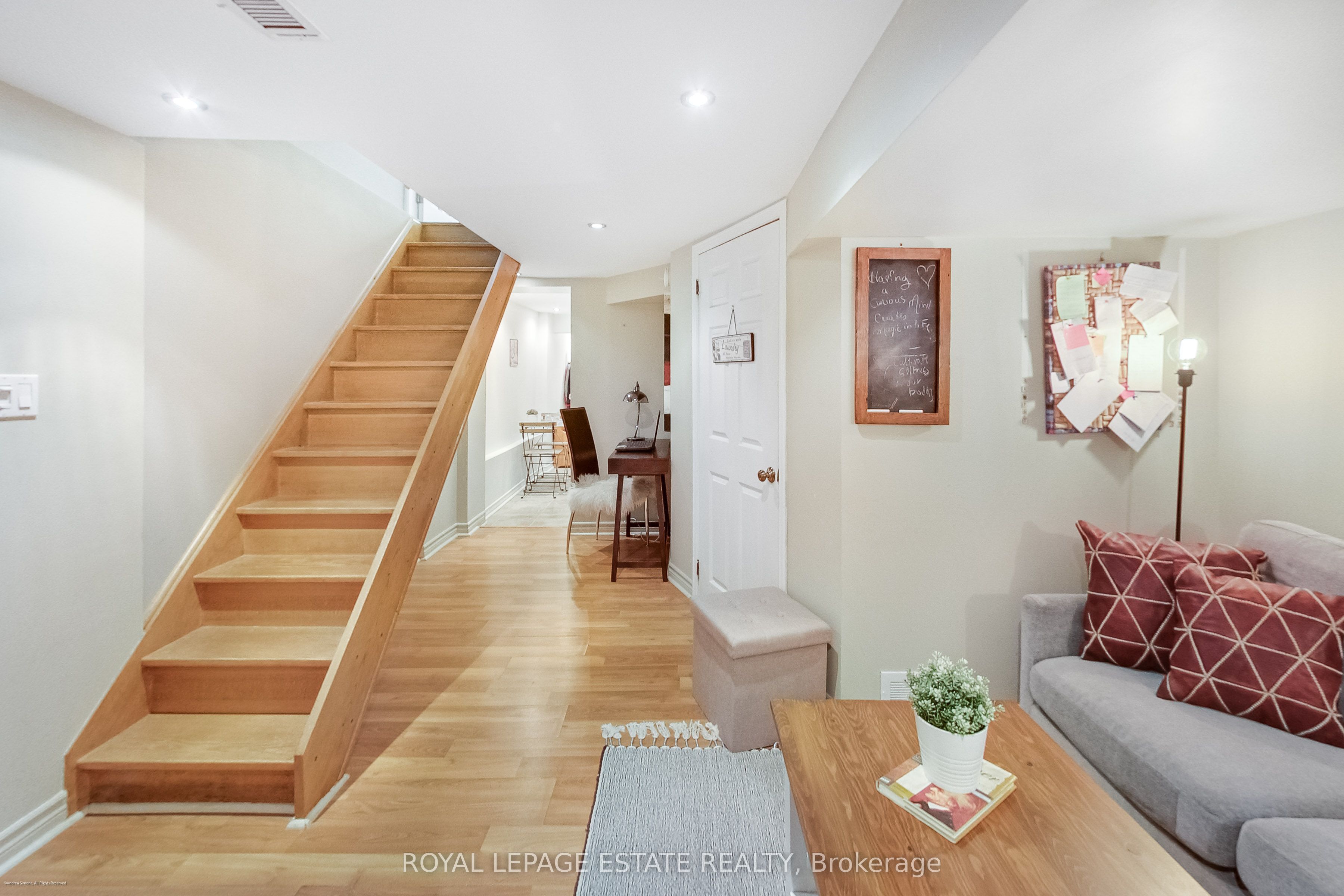 4 Linton Avenue Bsmt Property Photo 2
