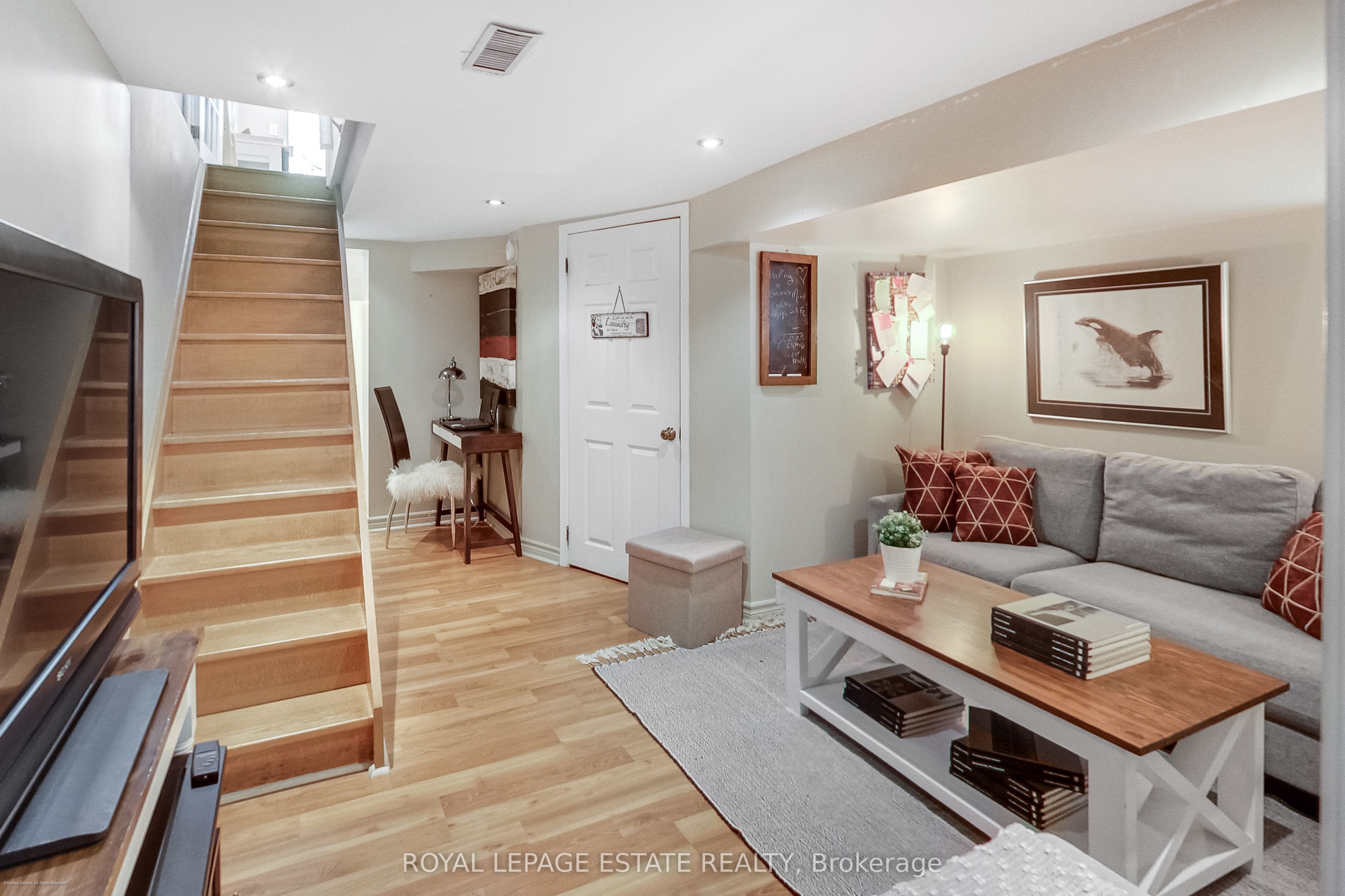 4 Linton Avenue Bsmt Property Photo 3