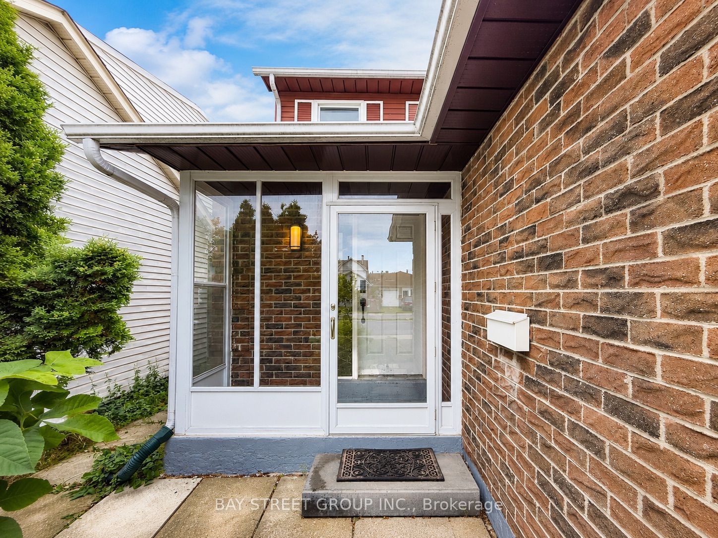82 Radwell Crescent Property Photo 3