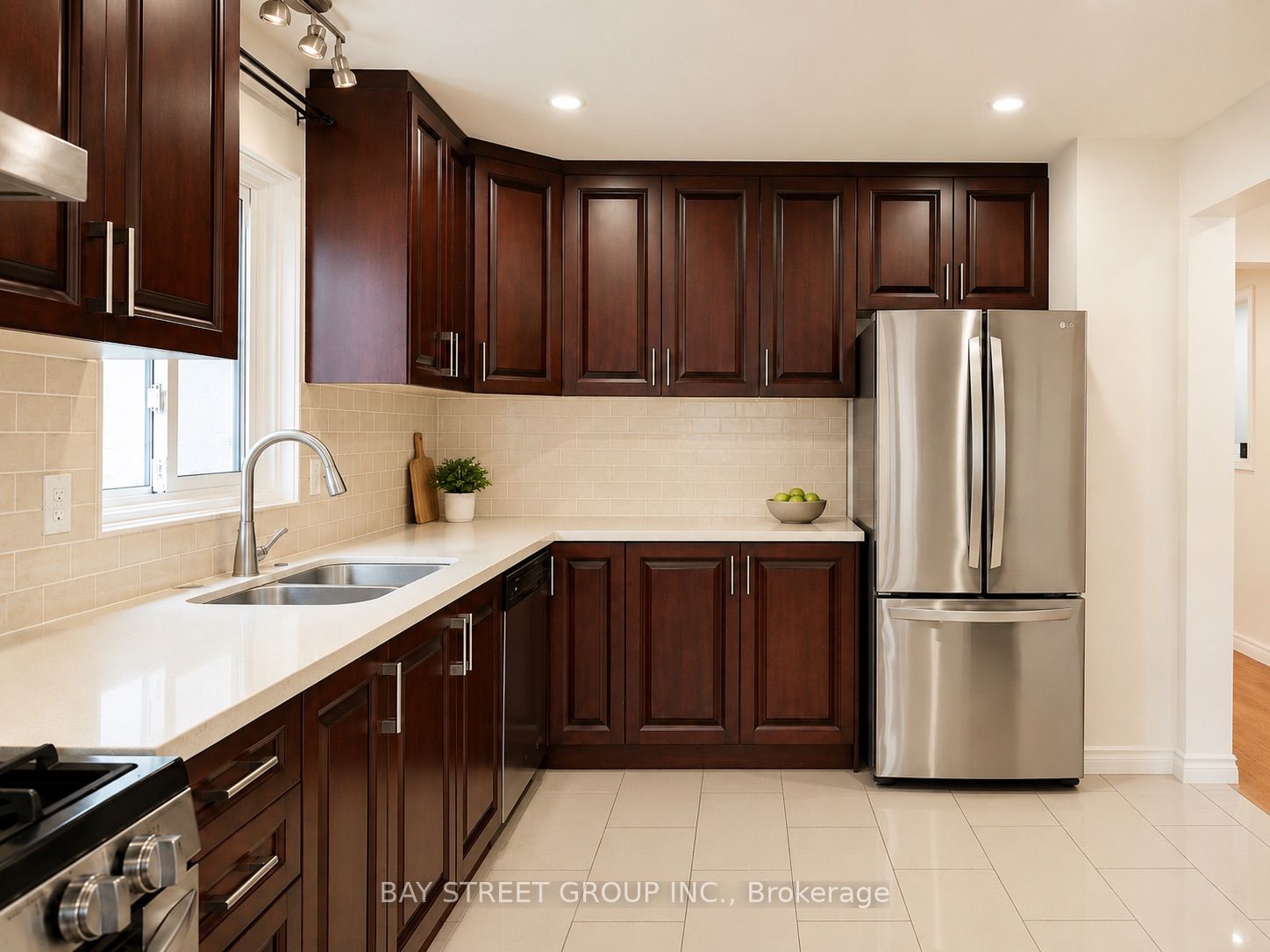 82 Radwell Crescent Property Photo 11
