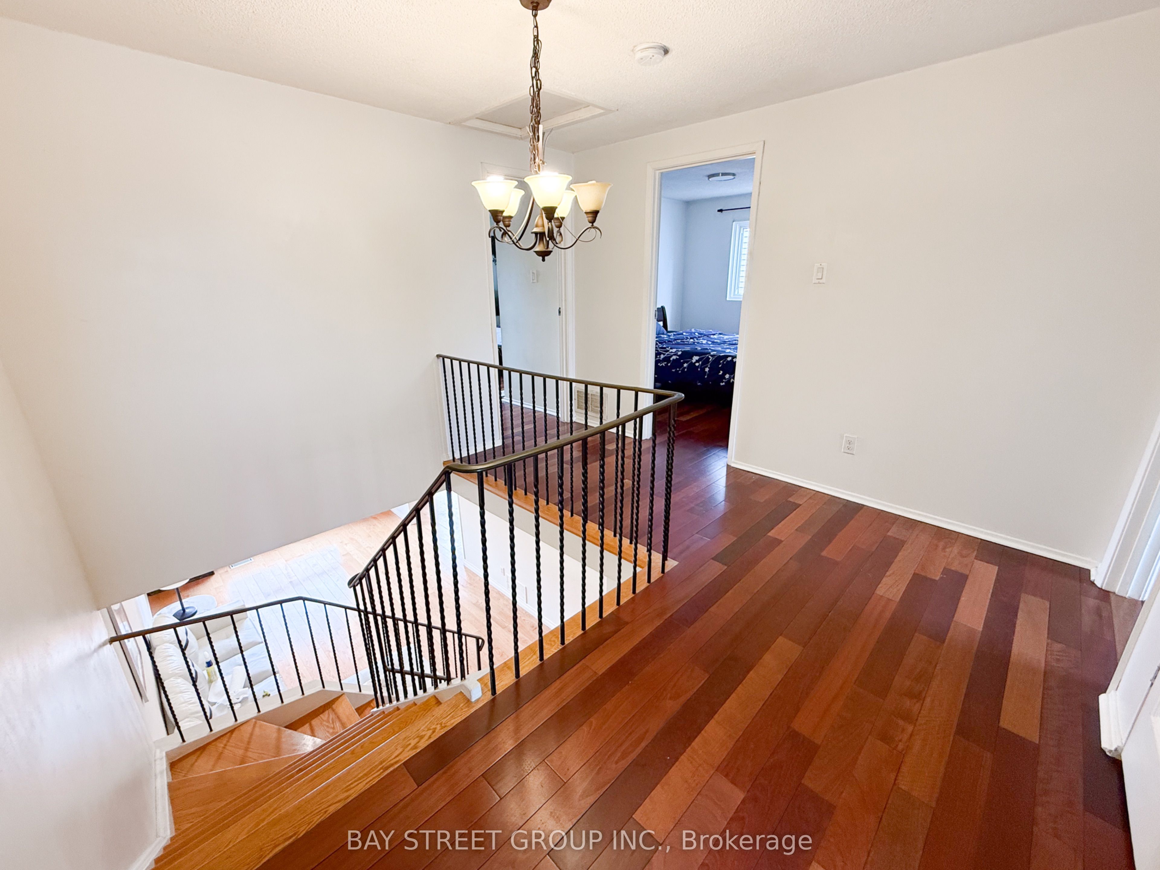 82 Radwell Crescent Property Photo 13