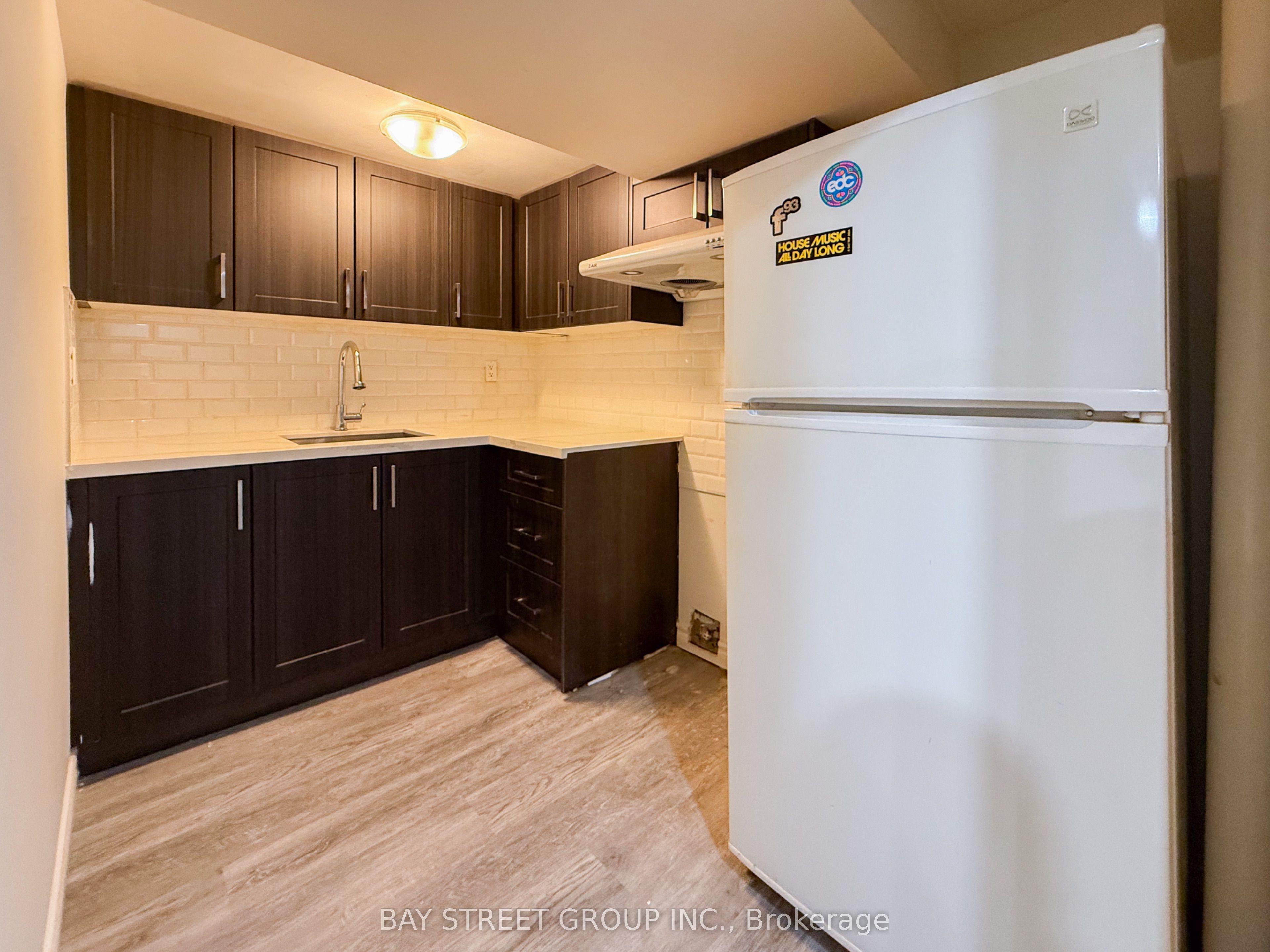82 Radwell Crescent Property Photo 28