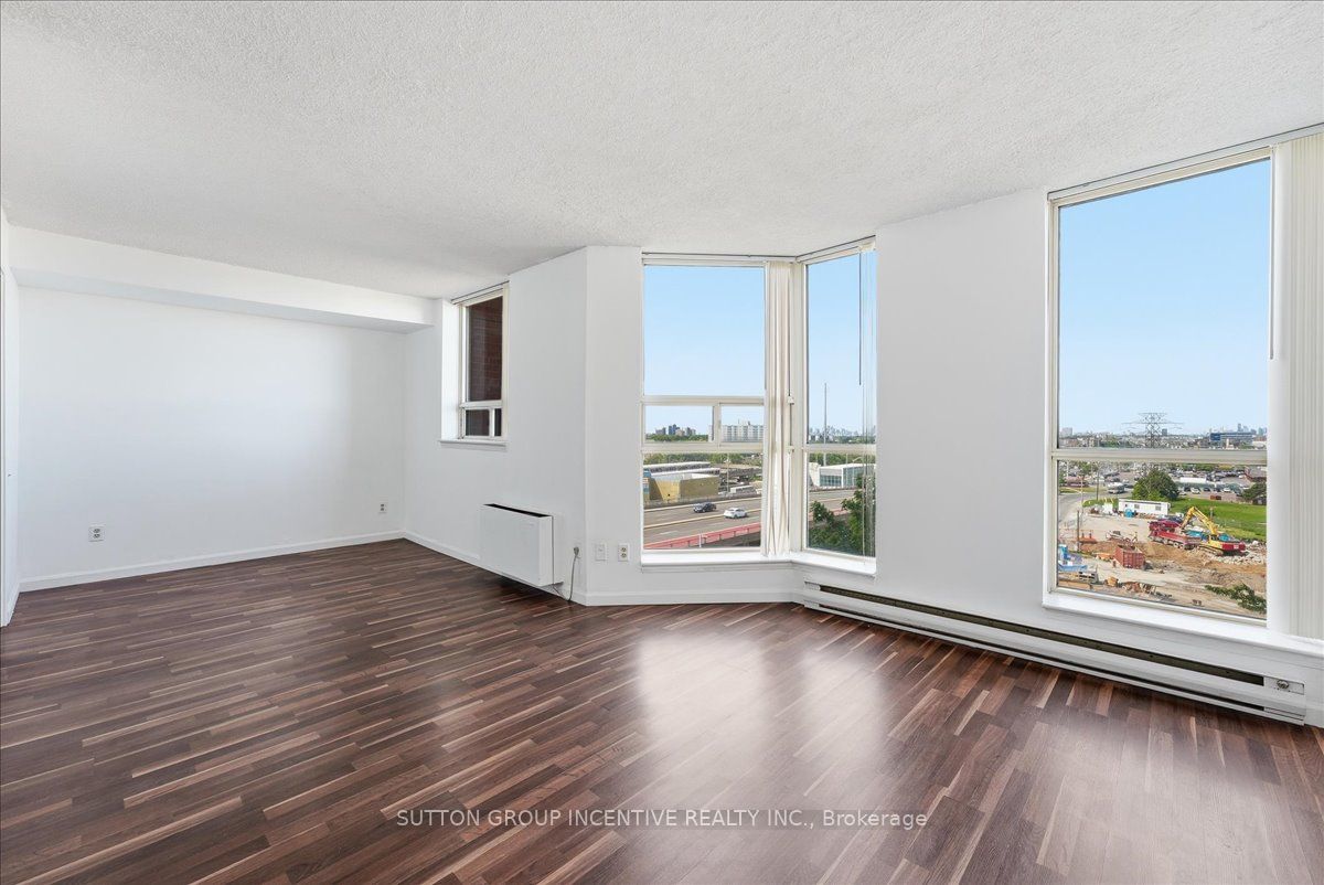 2460 Eglinton Avenue E 817 Property Photo 1