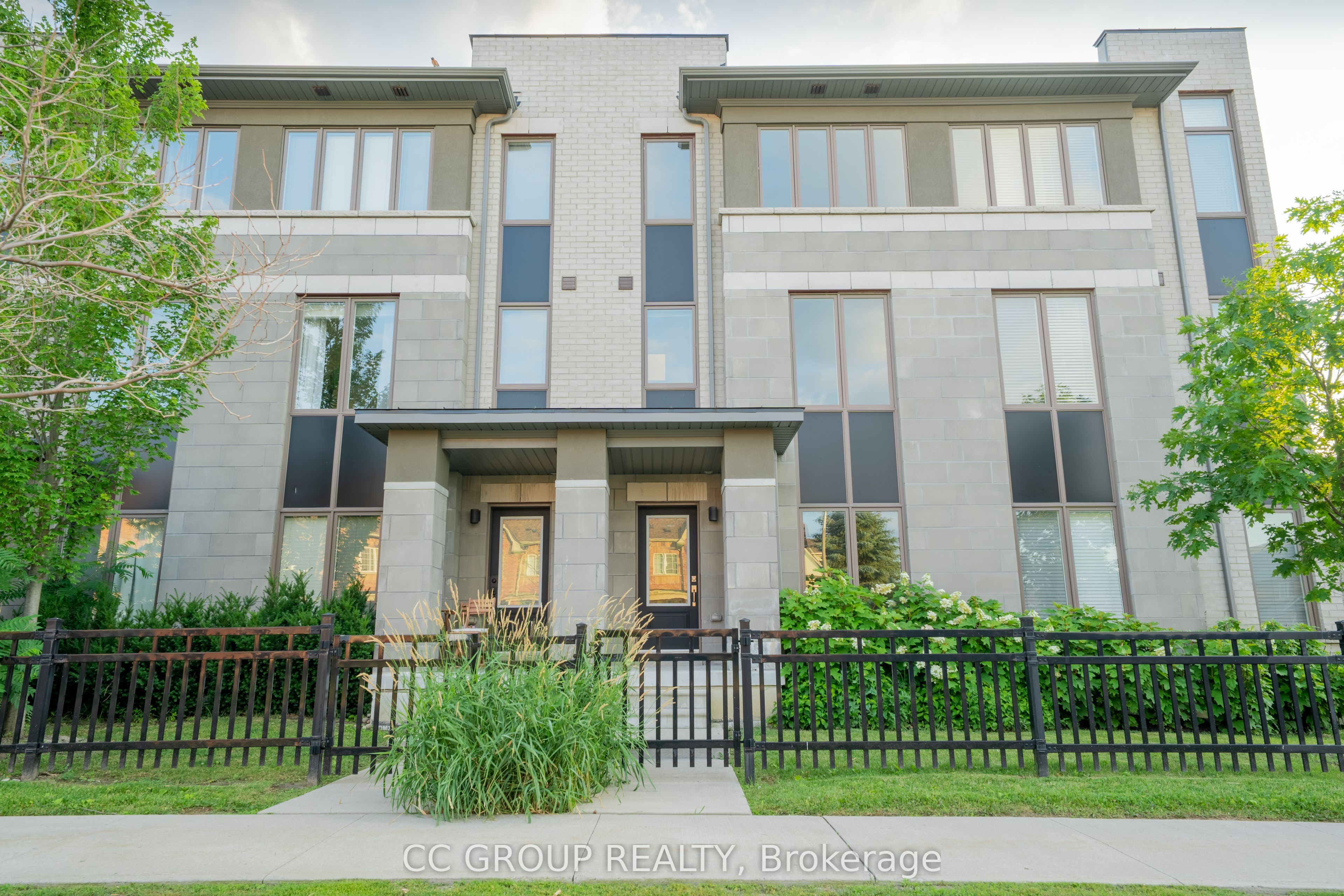 3 Donald Fleming Way Property Photo 2