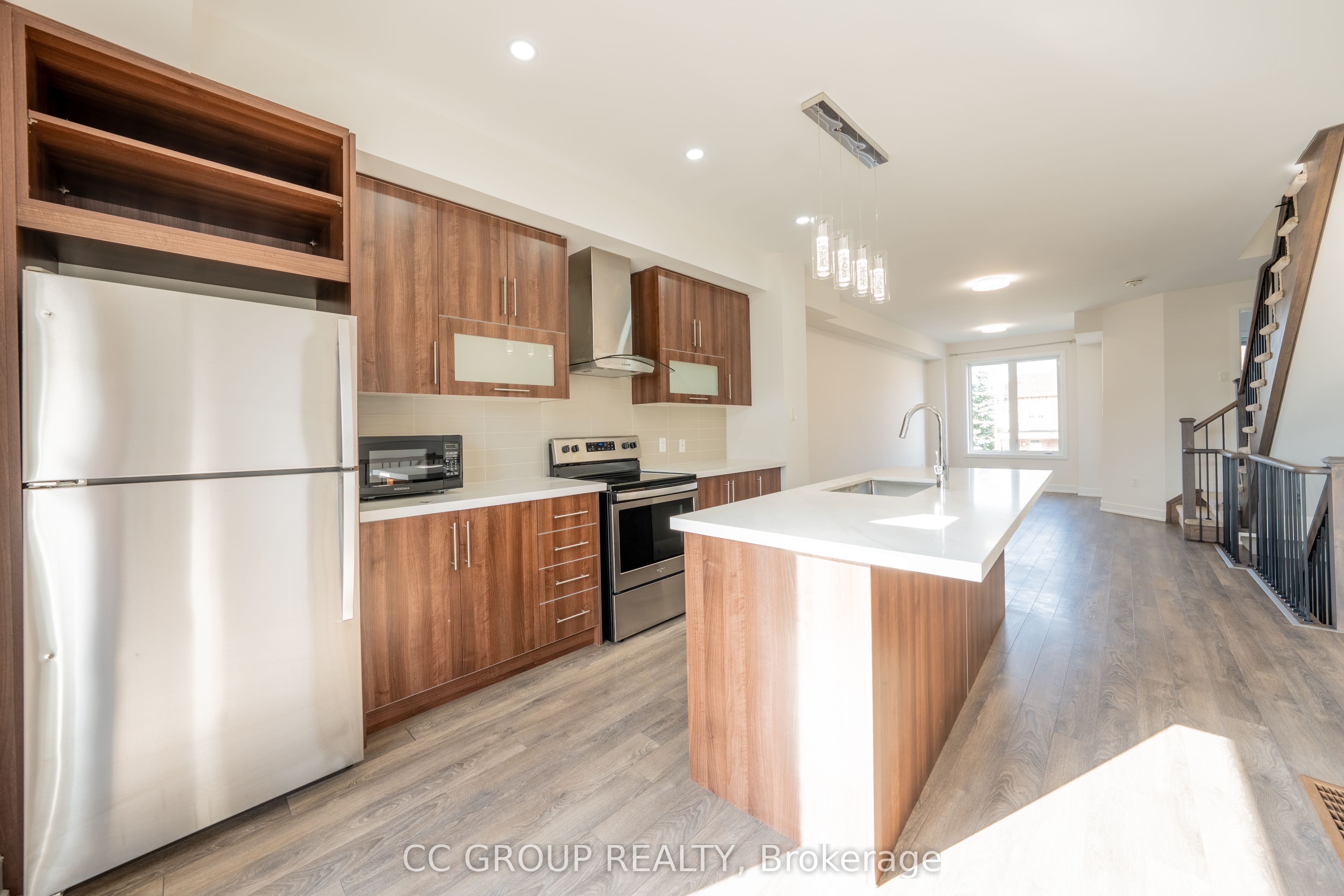 3 Donald Fleming Way Property Photo 5
