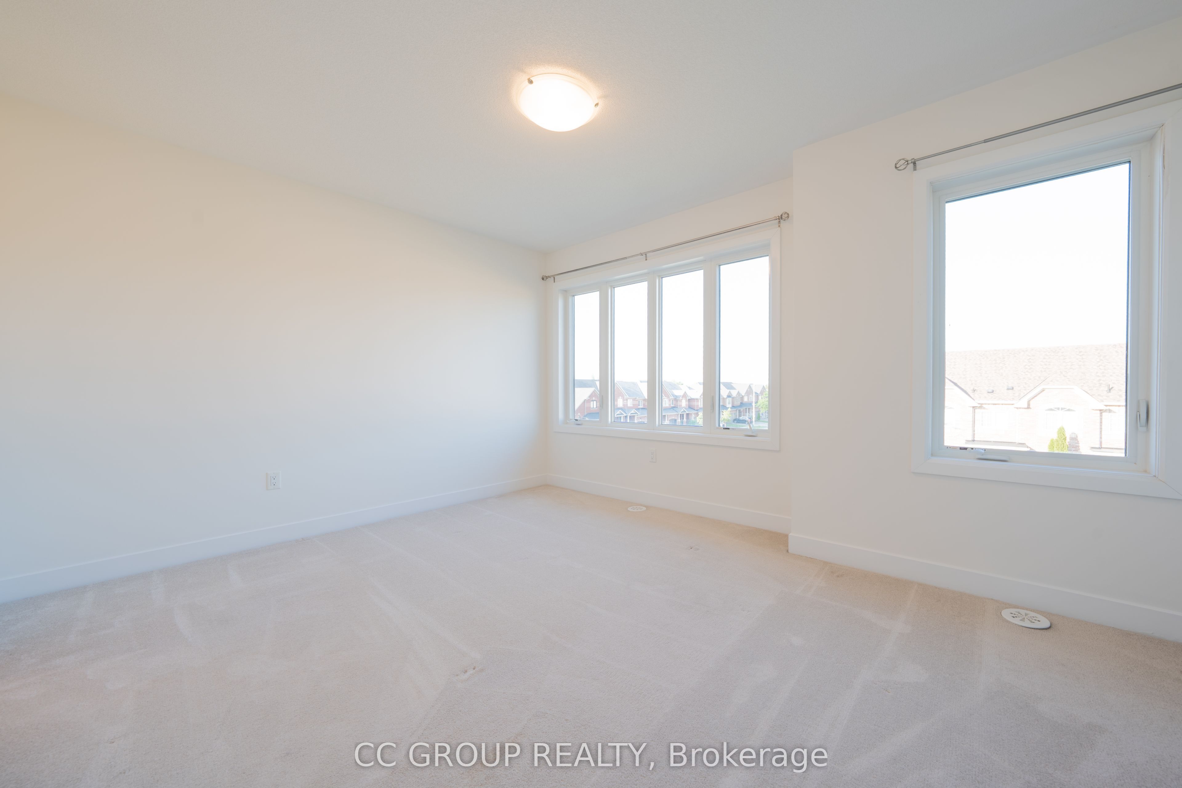 3 Donald Fleming Way Property Photo 11