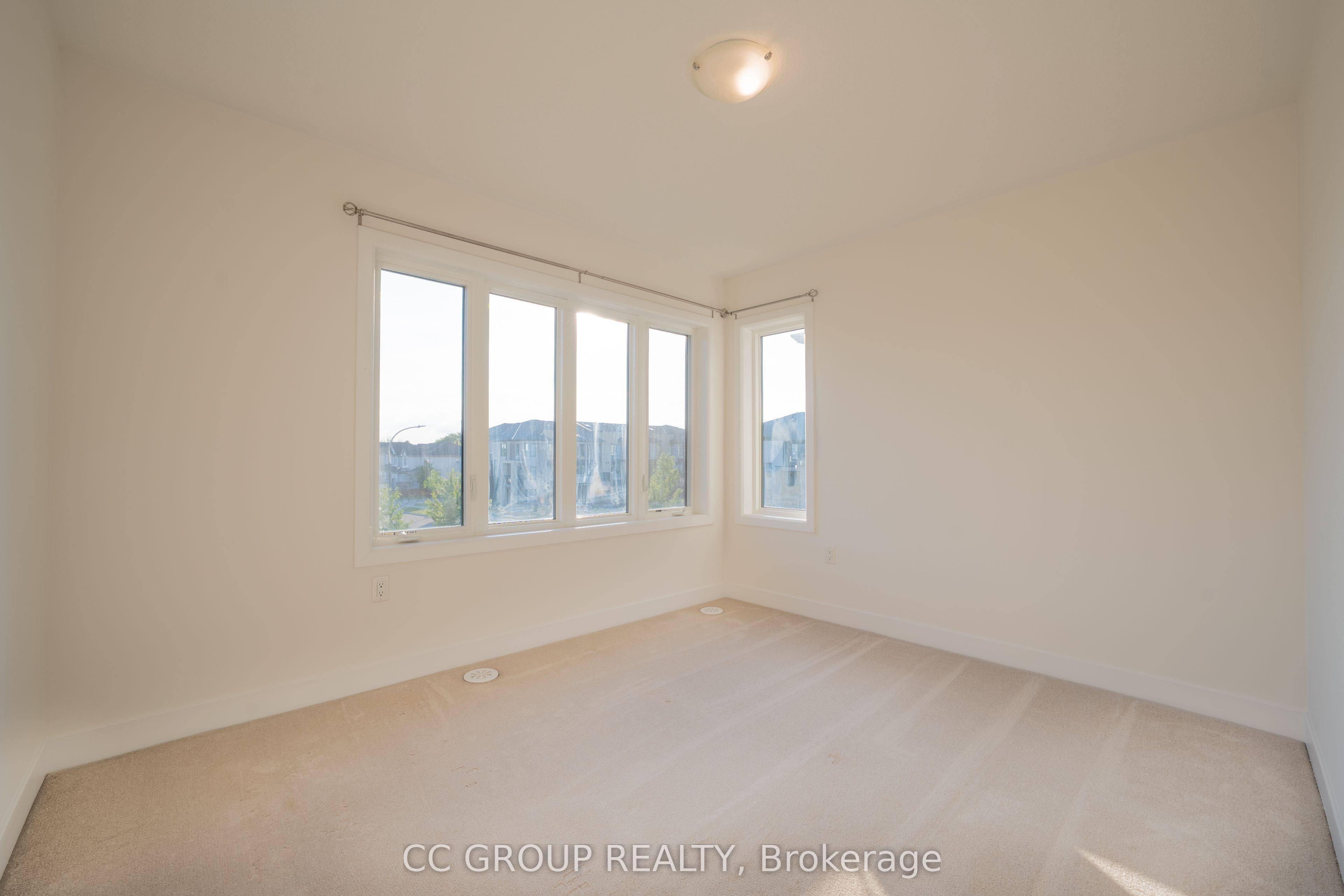 3 Donald Fleming Way Property Photo 19