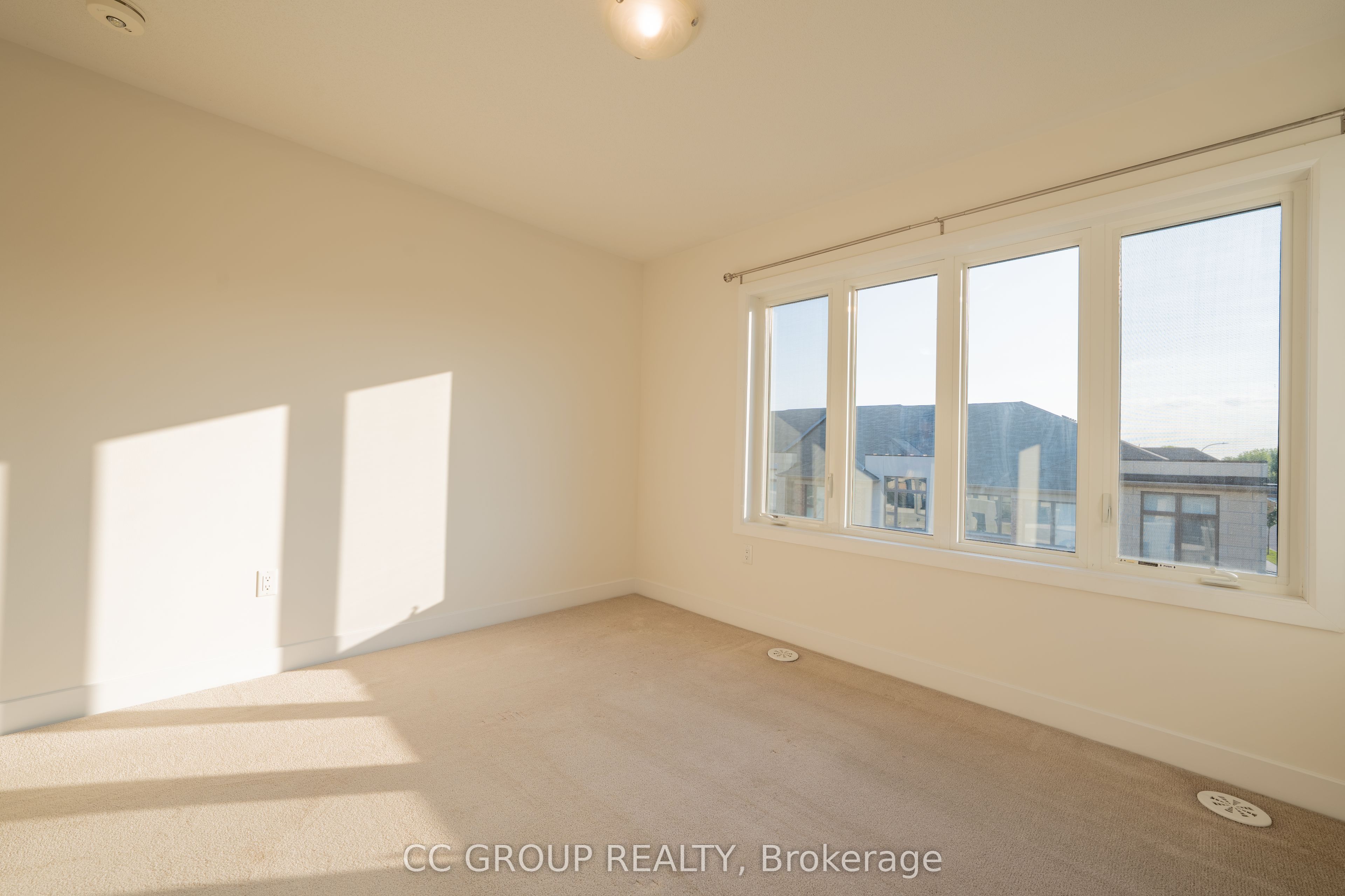 3 Donald Fleming Way Property Photo 21