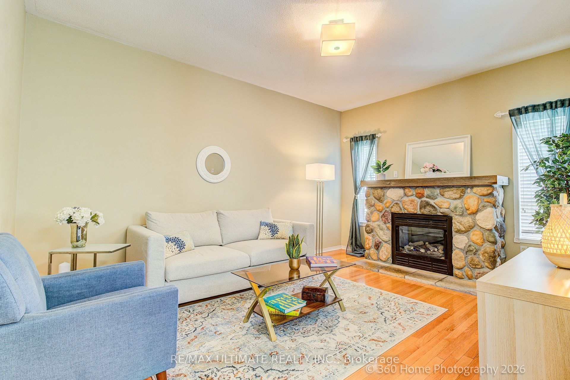 53 Wilshire Drive Property Photo 5