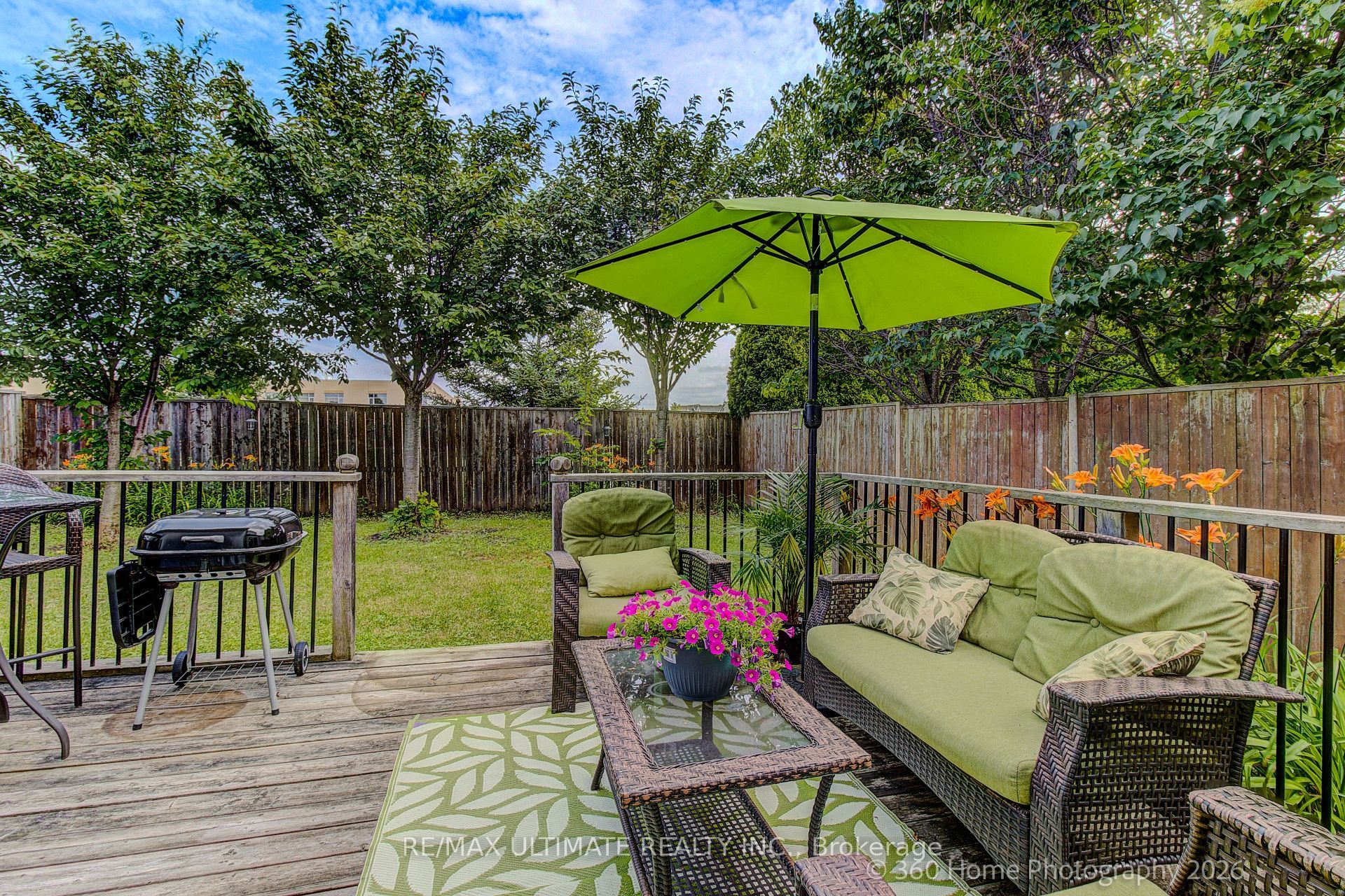 53 Wilshire Drive Property Photo 9