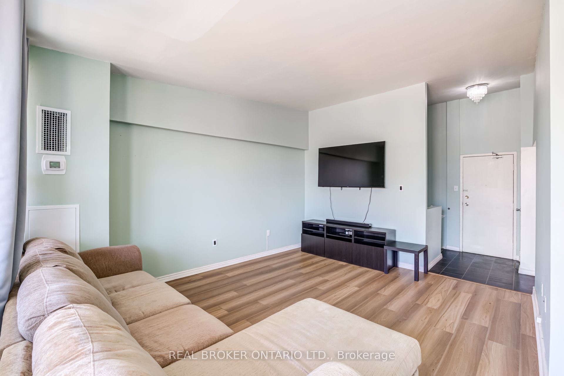 4060 Lawrence Avenue E 402 Property Photo 1