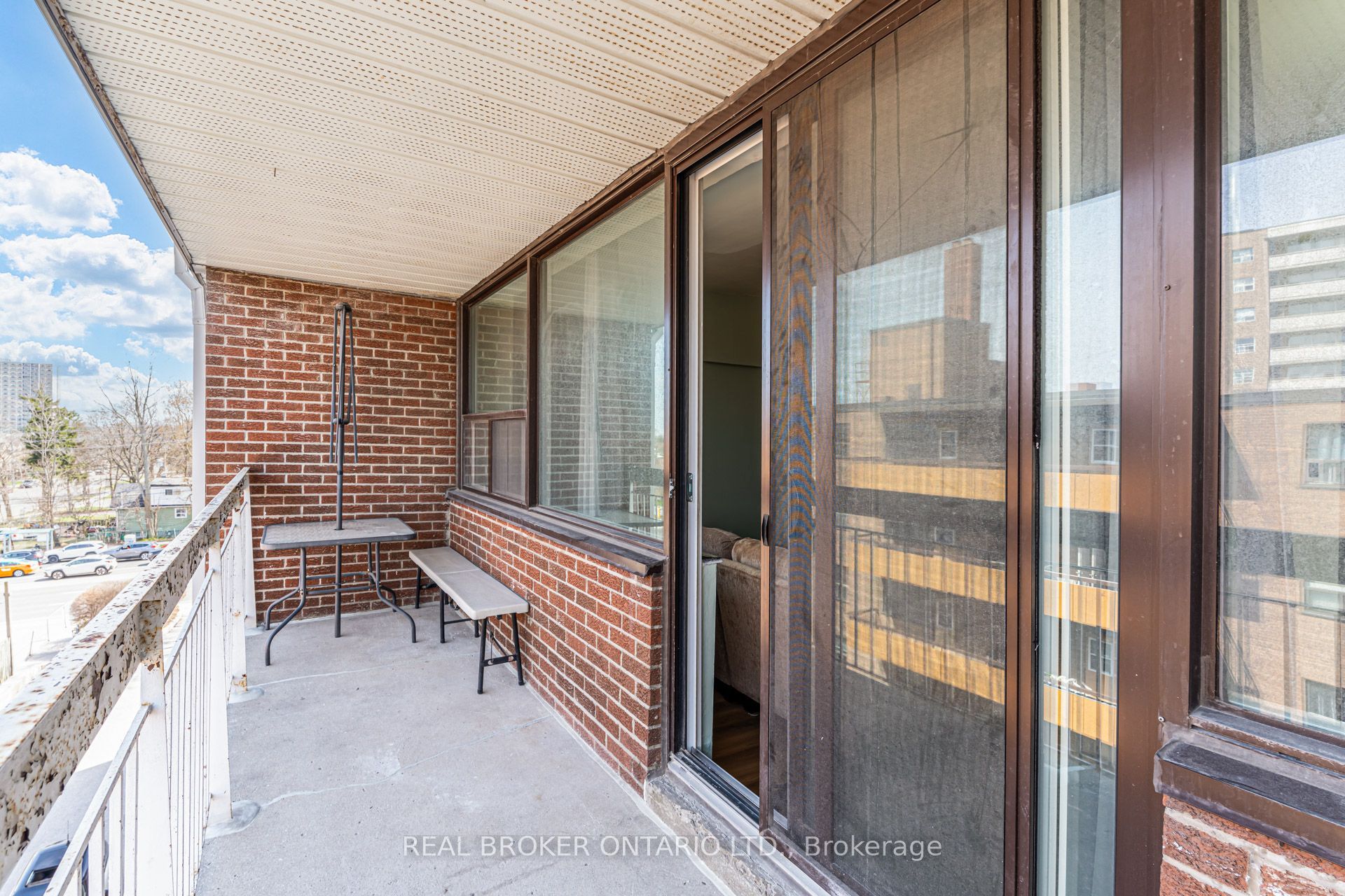 4060 Lawrence Avenue E 402 Property Photo 25