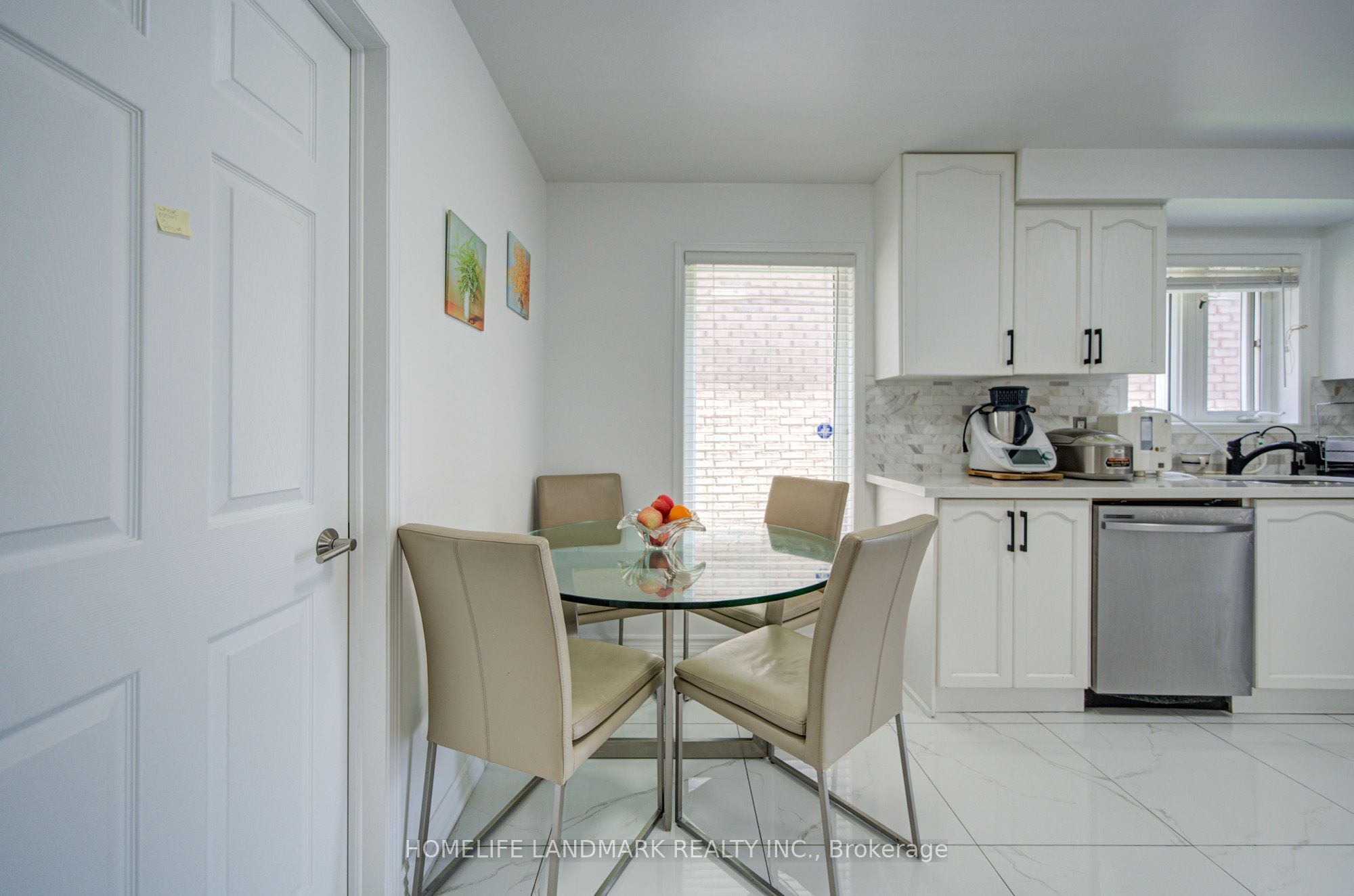 65 Shepton Way Property Photo 14