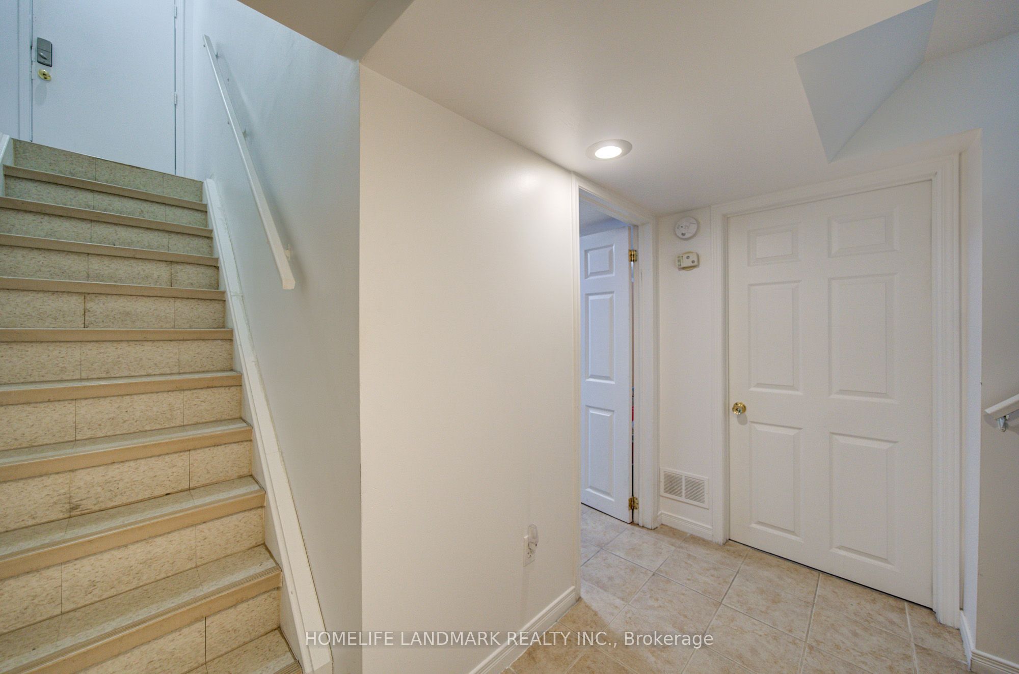 65 Shepton Way Property Photo 31