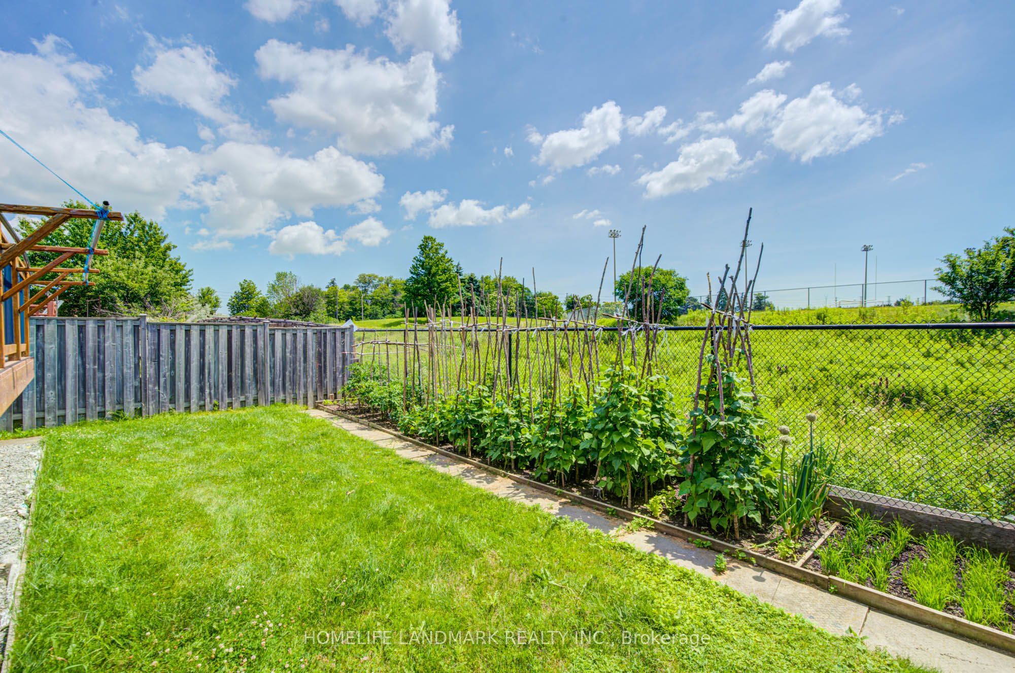 65 Shepton Way Property Photo 37