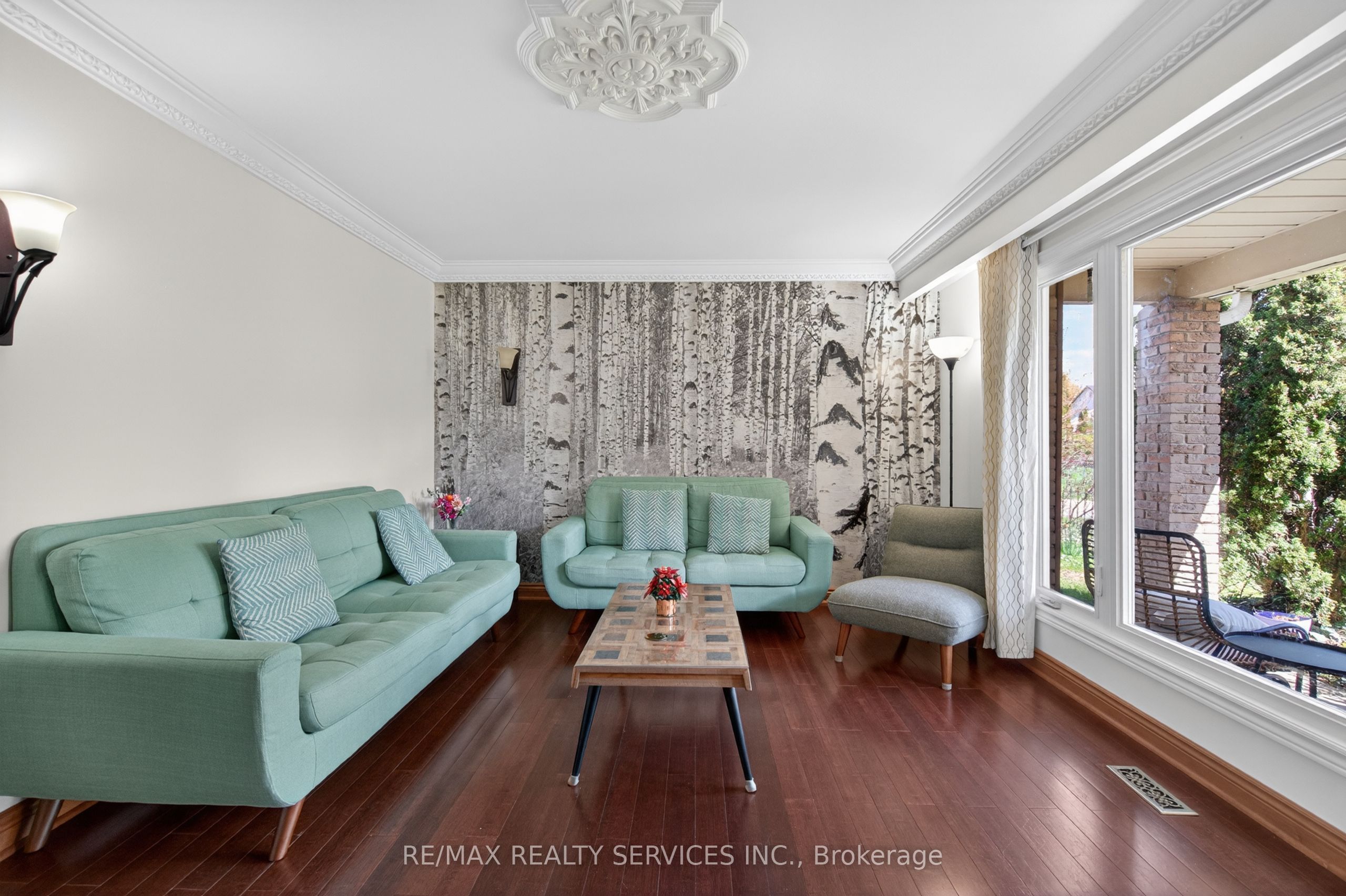 2 Dunbar Drive Property Photo 9
