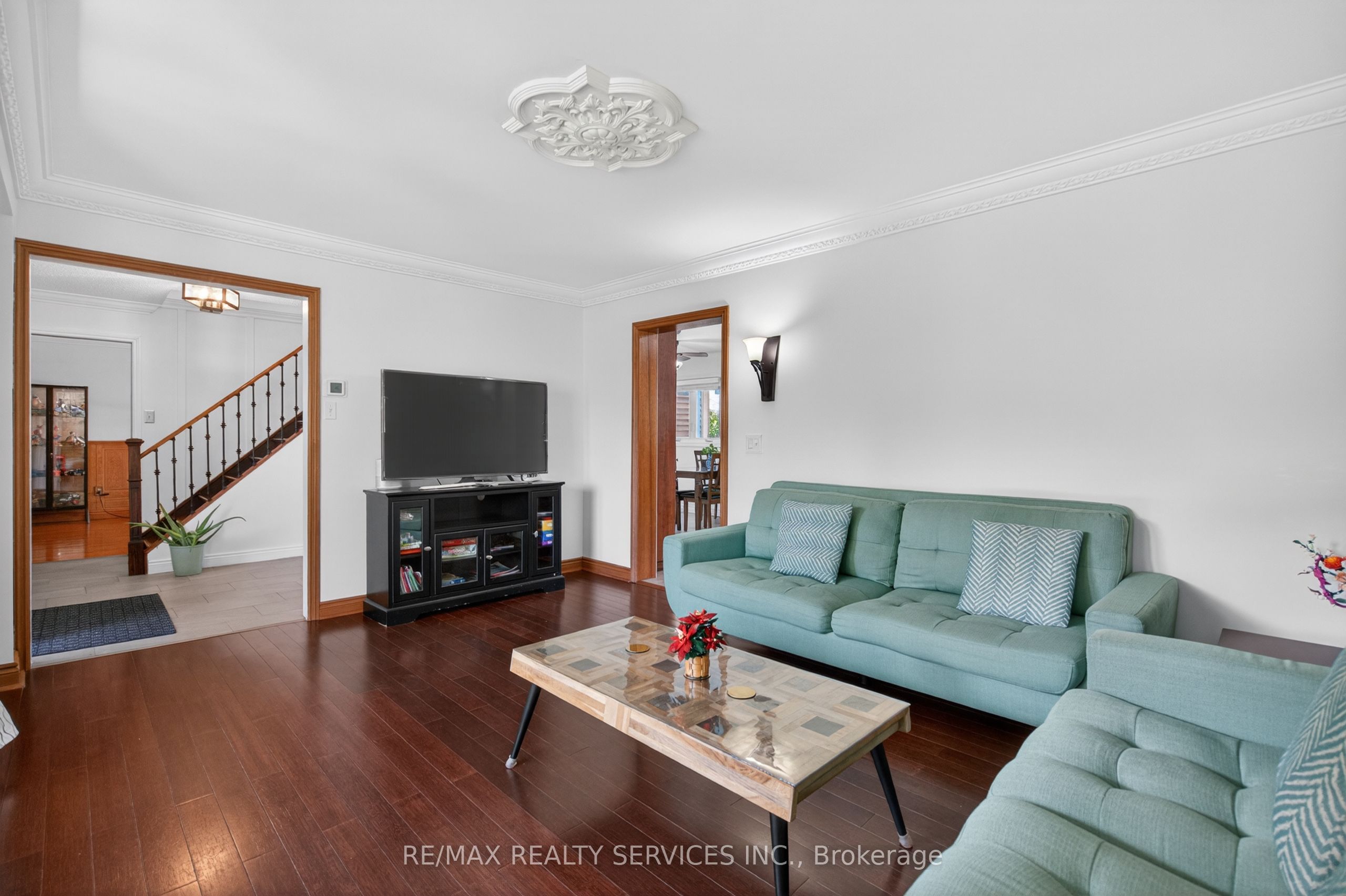 2 Dunbar Drive Property Photo 10