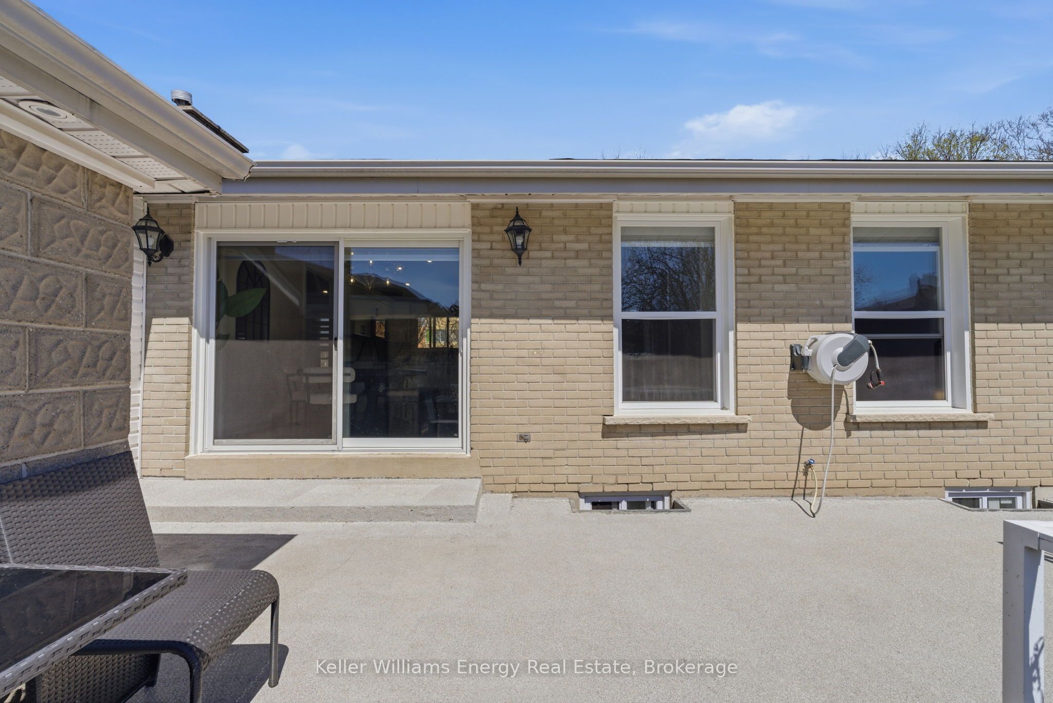 297 Grandview Street S Property Photo 29