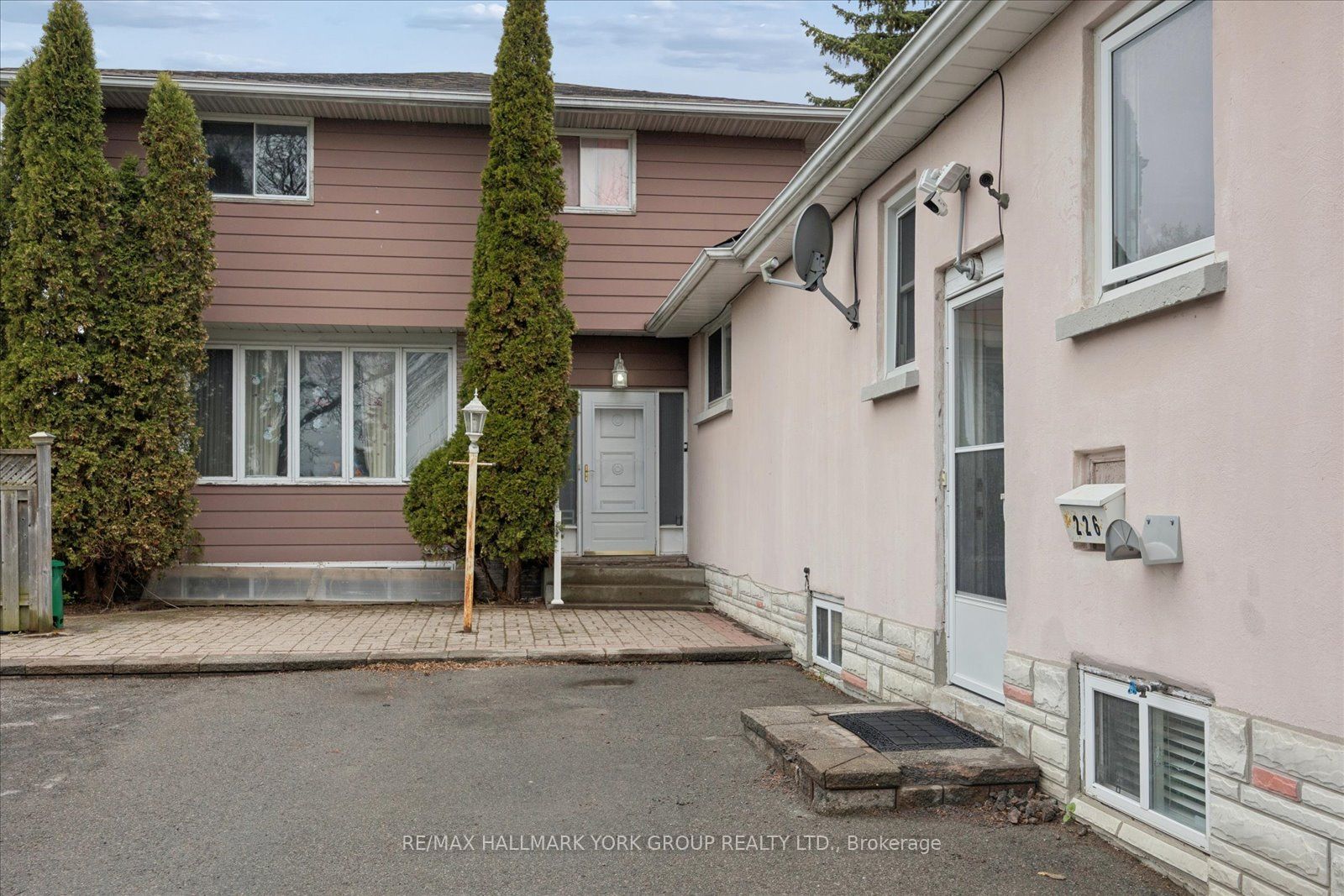 226 Cromwell Avenue Property Photo 3