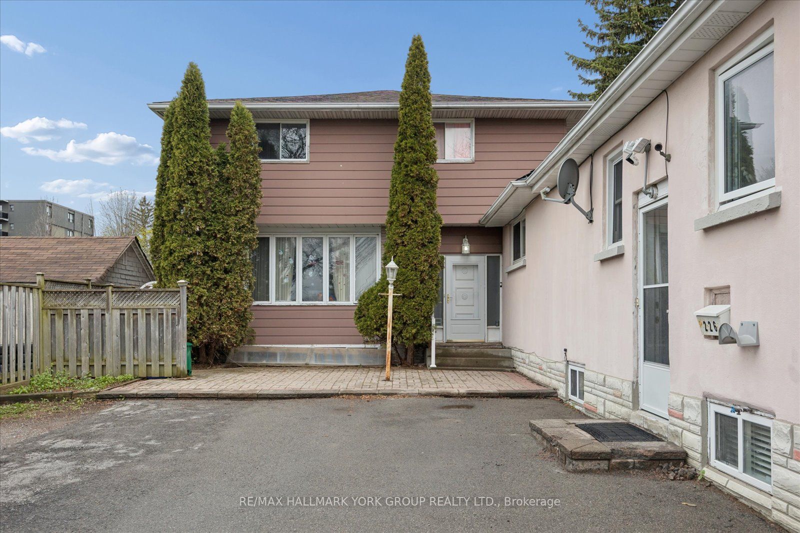 226 Cromwell Avenue Property Photo 4