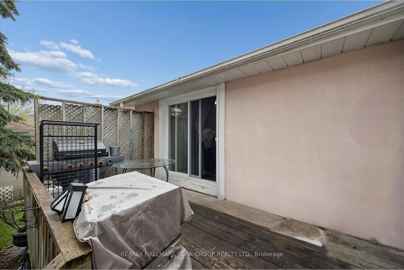 226 Cromwell Avenue Property Photo 8