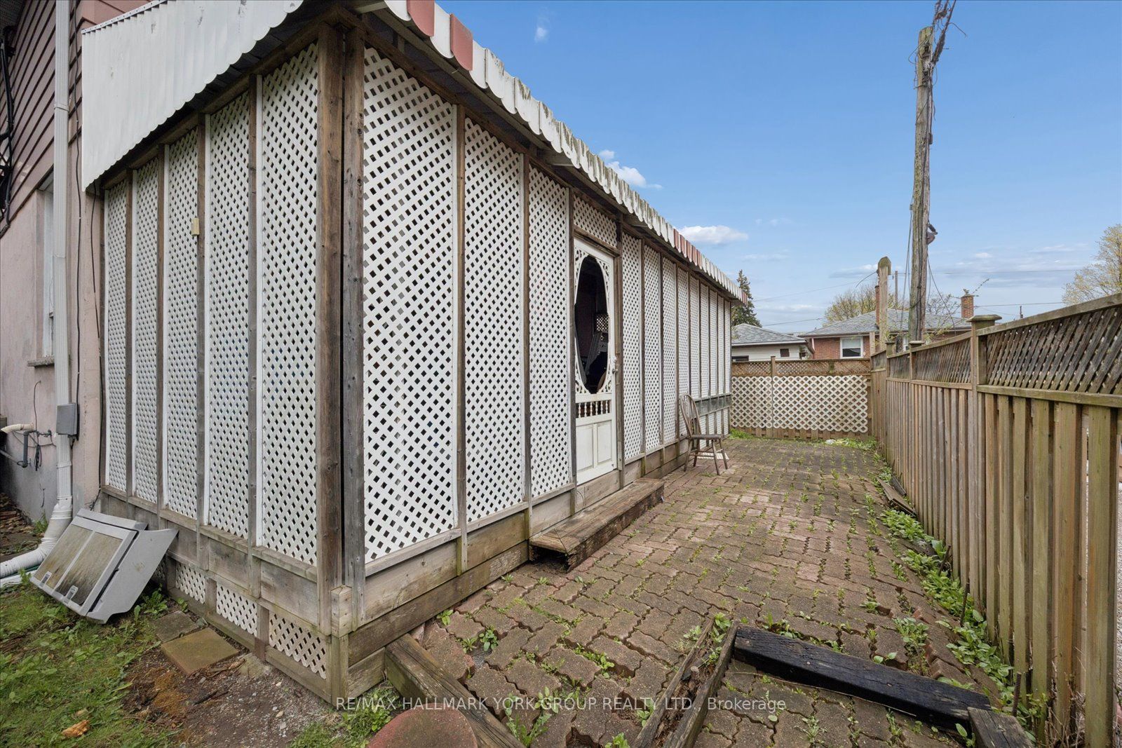 226 Cromwell Avenue Property Photo 9