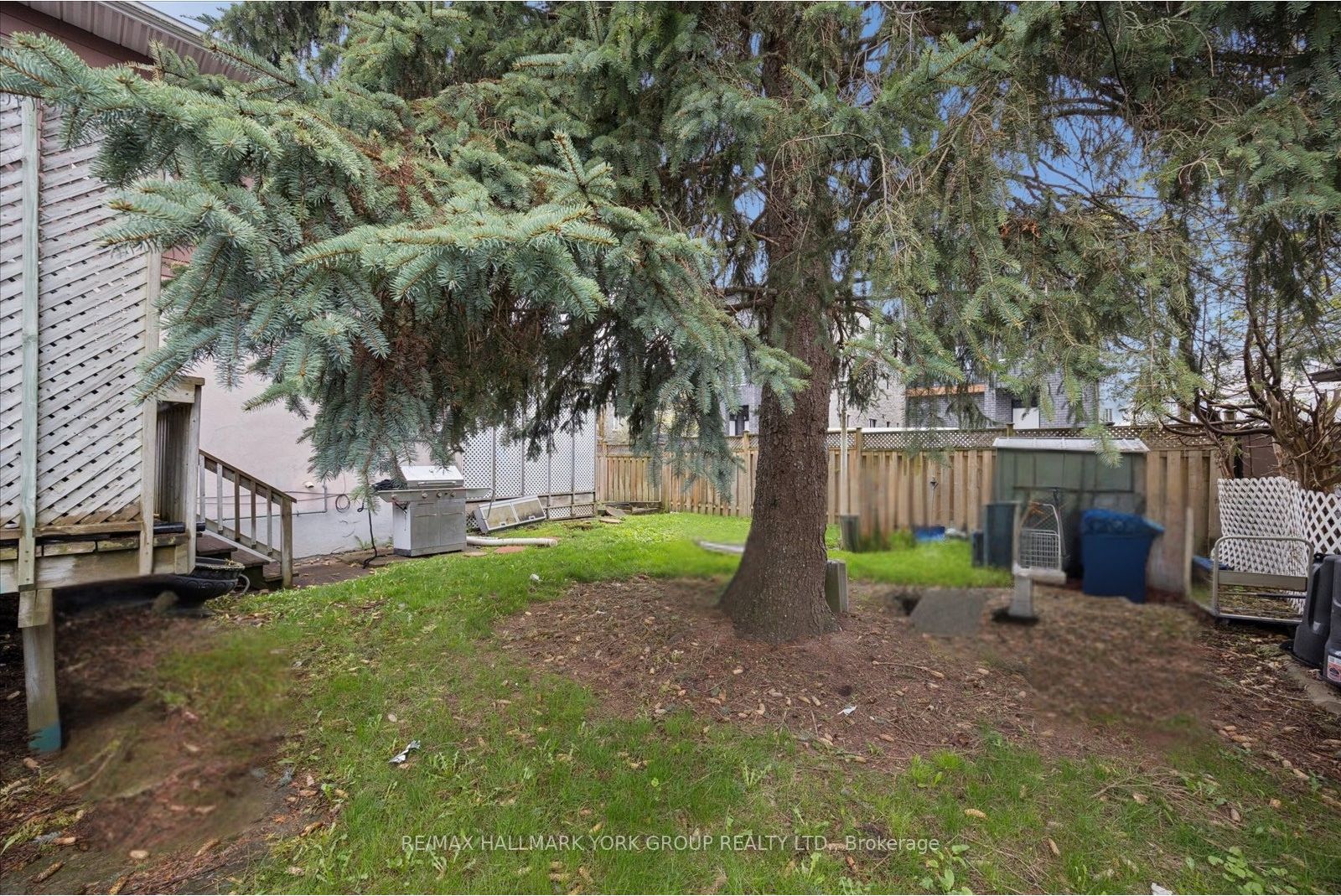 226 Cromwell Avenue Property Photo 11