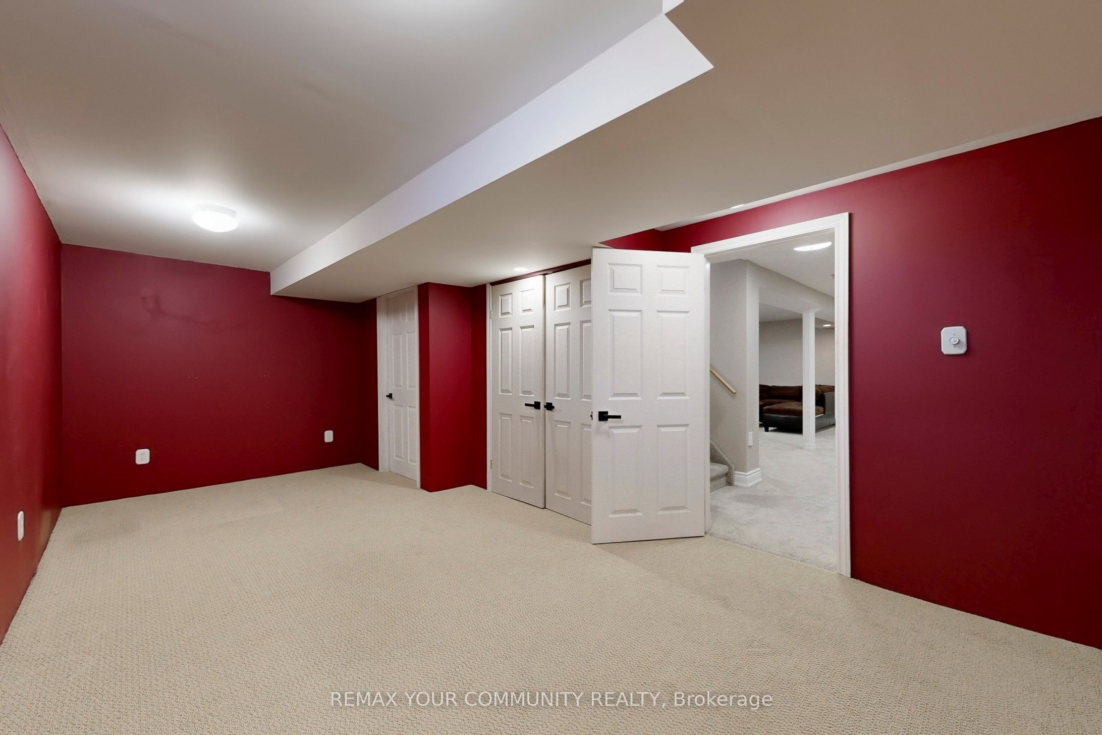 8 Westacott Avenue Property Photo 39