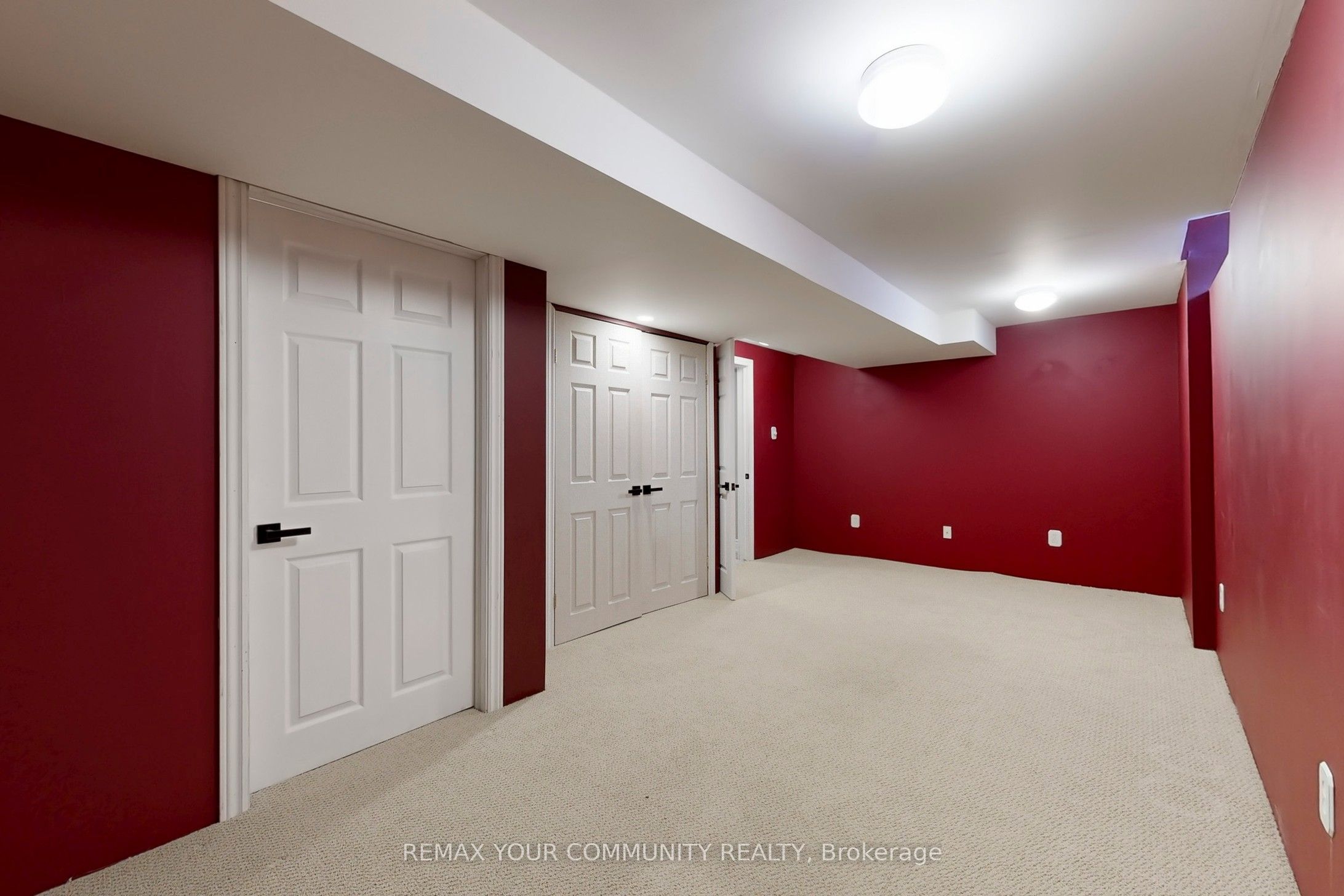 8 Westacott Avenue Property Photo 40