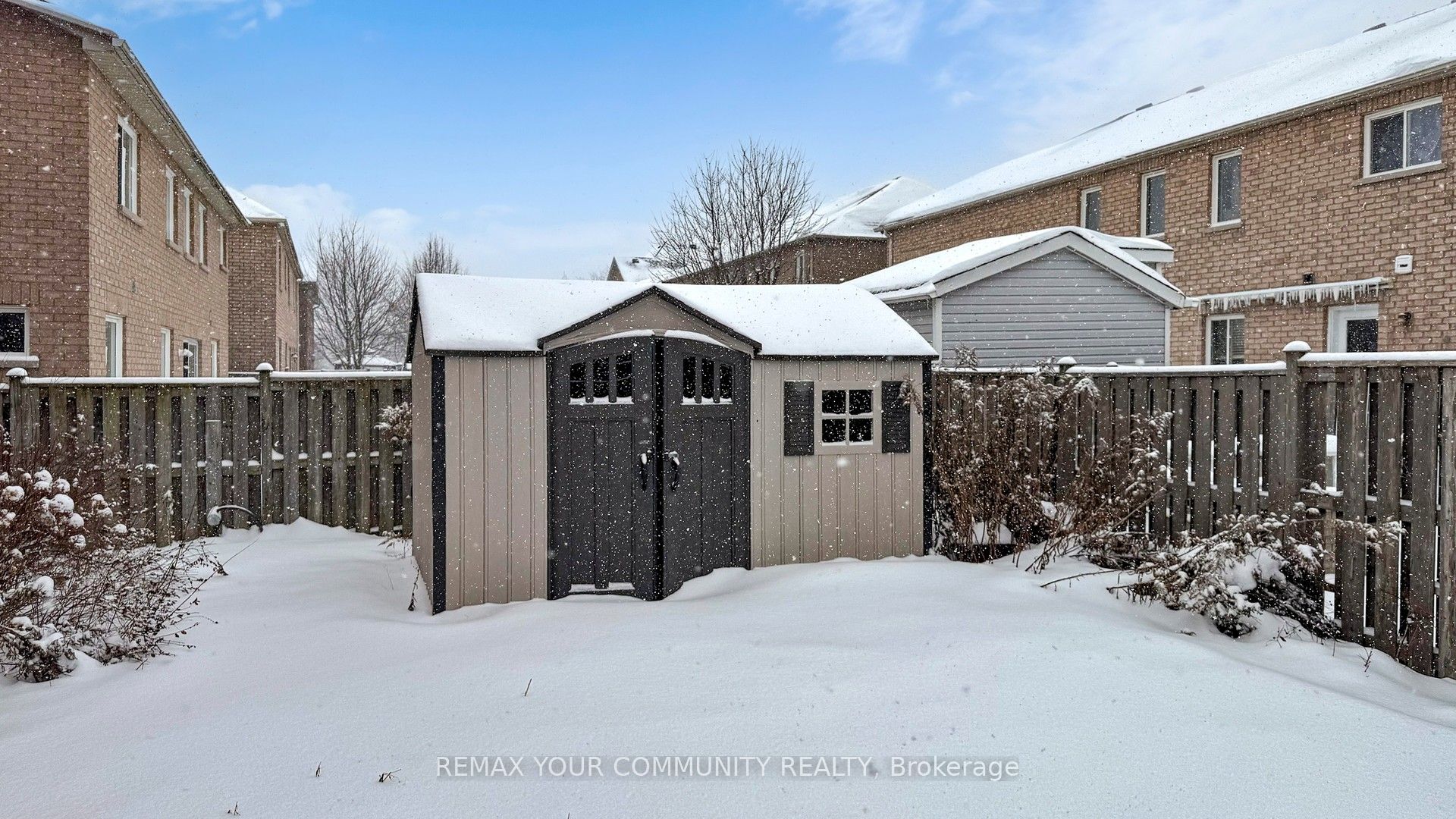 8 Westacott Avenue Property Photo 47