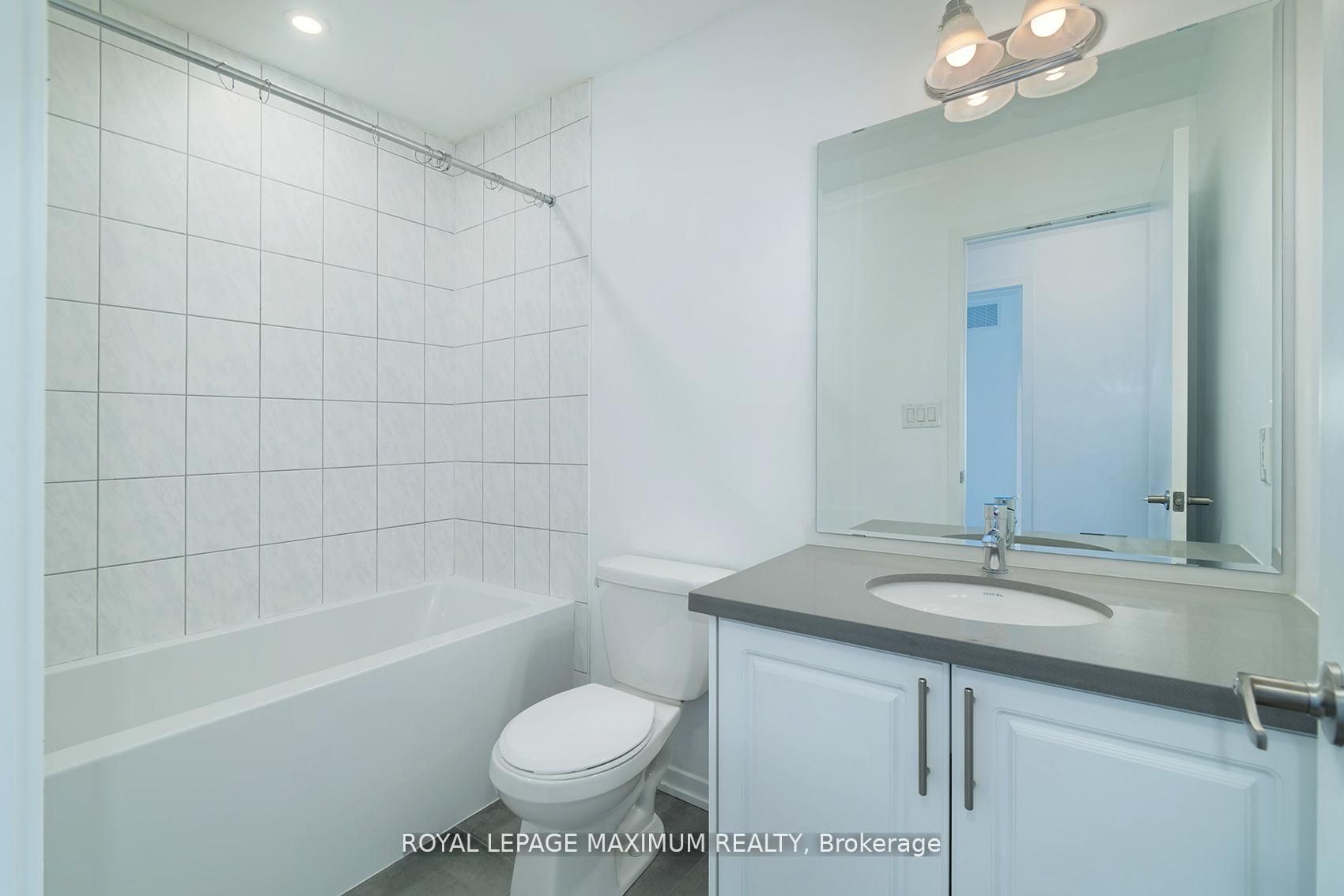 1383 Bradenton Path Property Photo 34