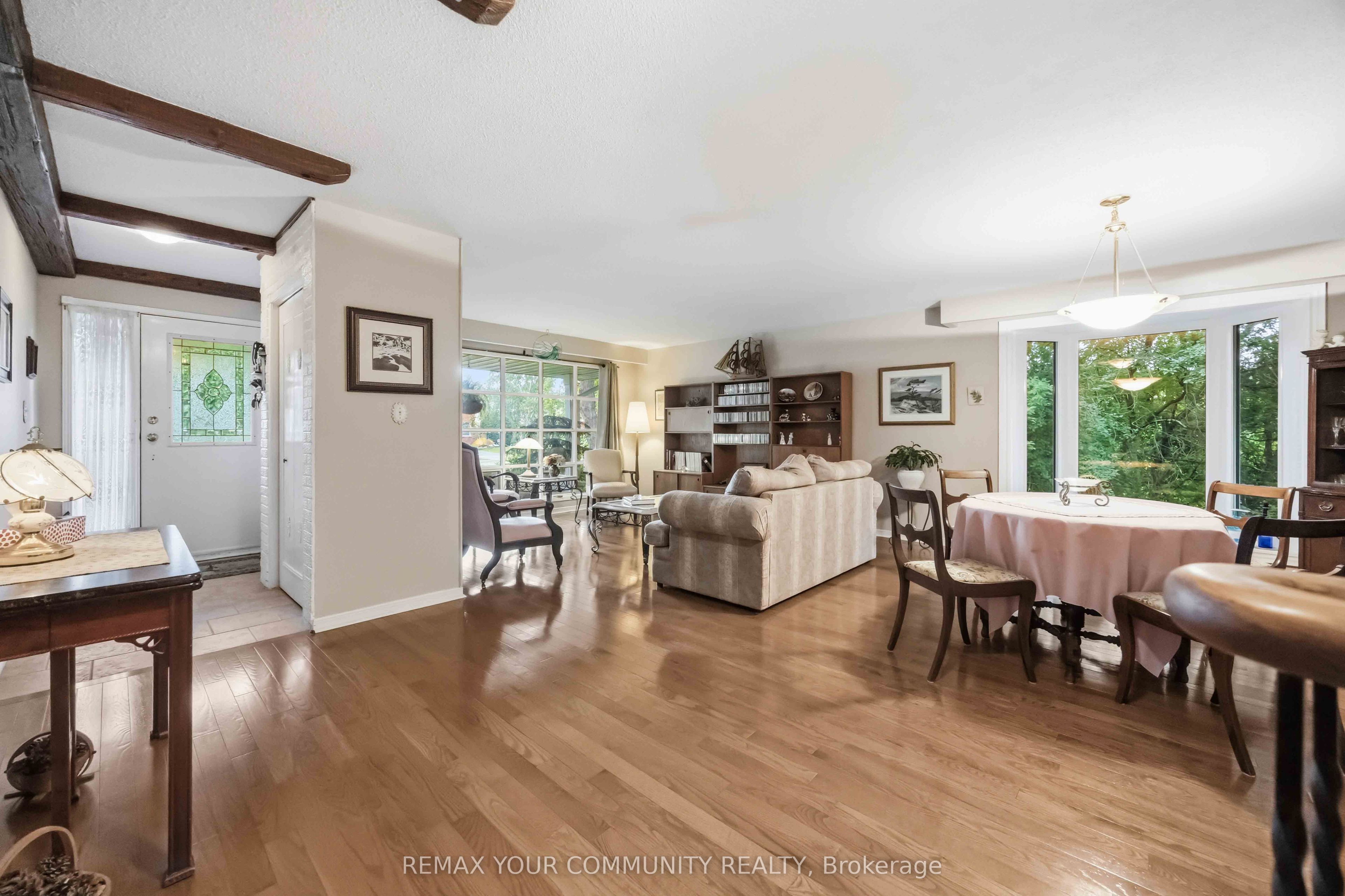 150 Pringle Drive Property Photo 3