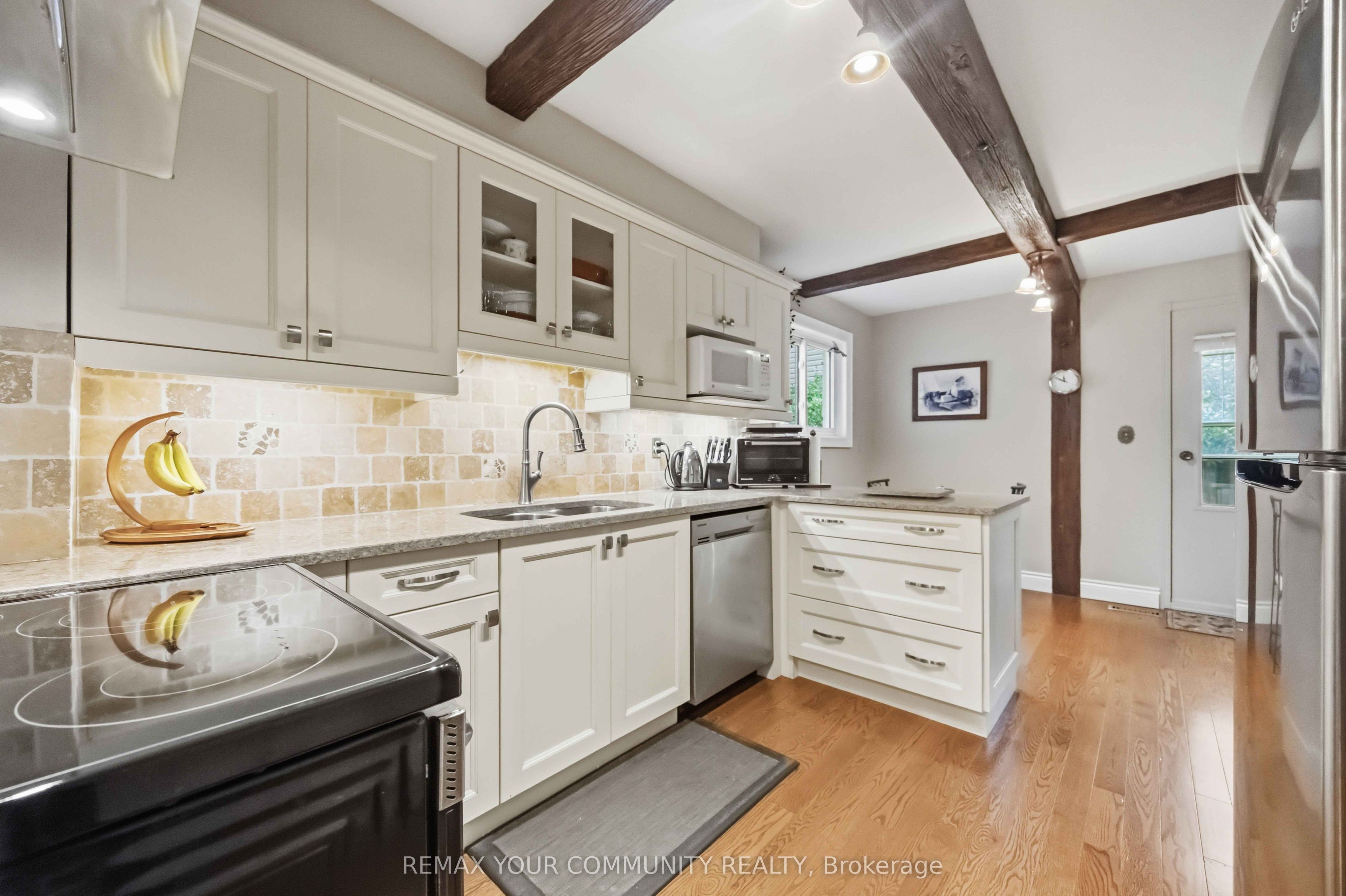 150 Pringle Drive Property Photo 7