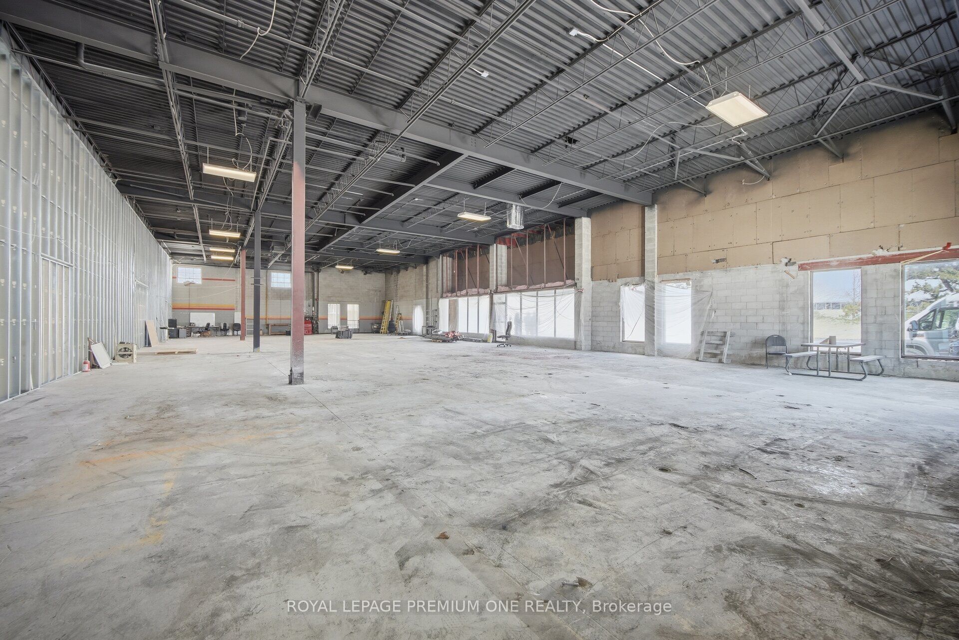 411 Nugget Avenue Property Photo 15