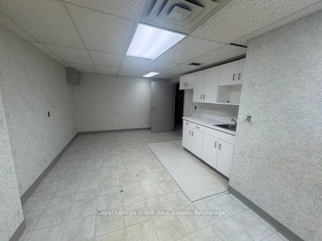 2 King Street E Property Photo 7