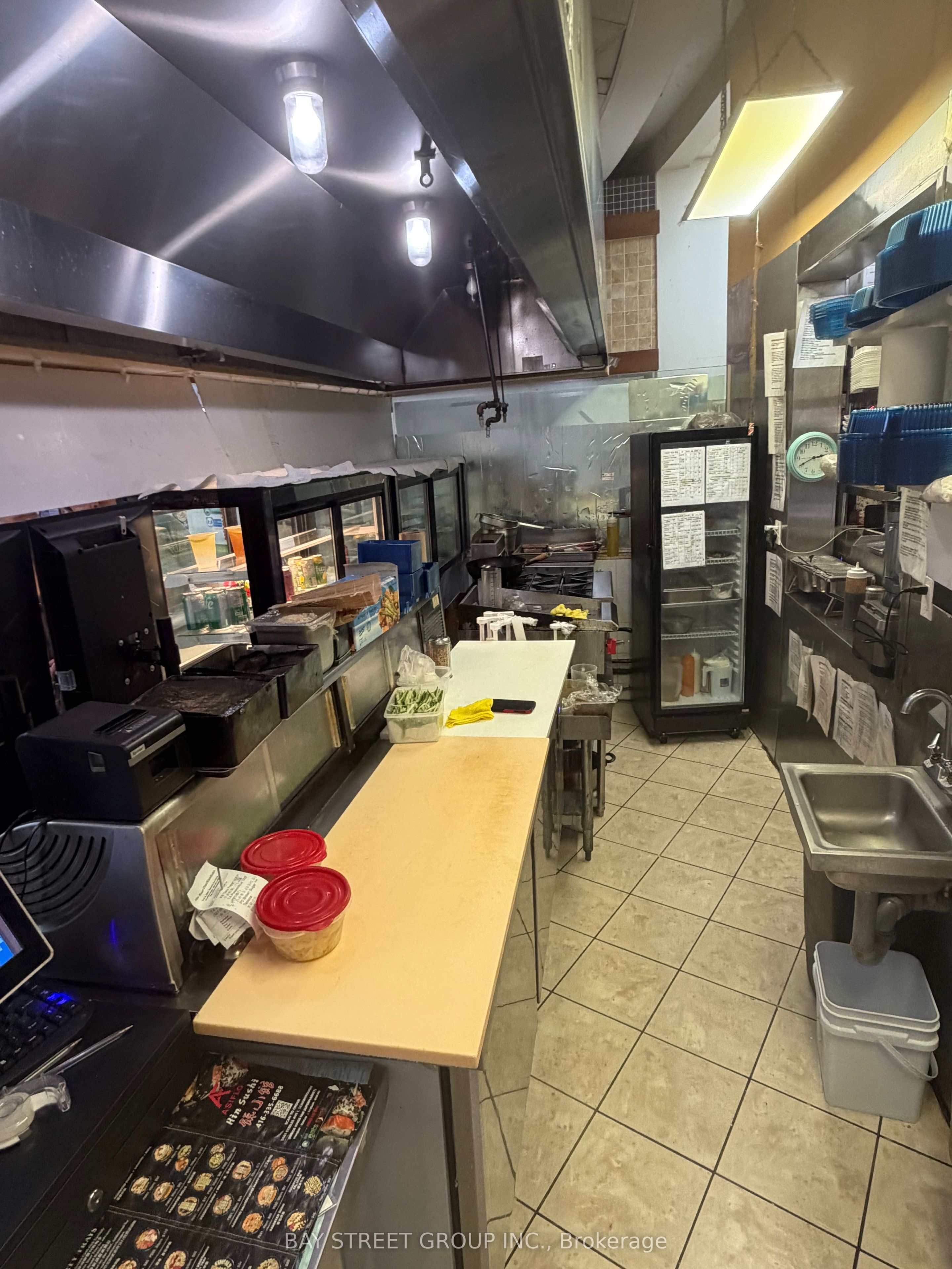 5661 Steeles Avenue E #5 Property Photo 2
