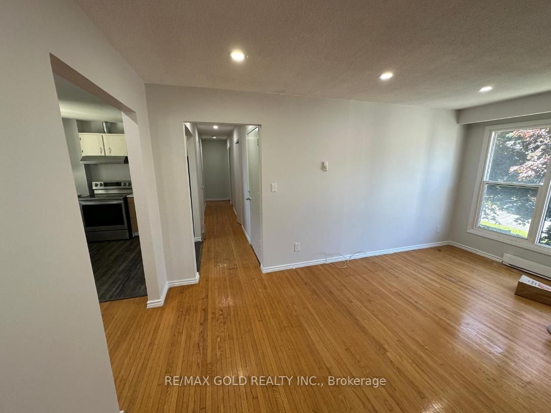 515 Stone Street 3rd Floor ( Upper Unit ) Property Photo 4