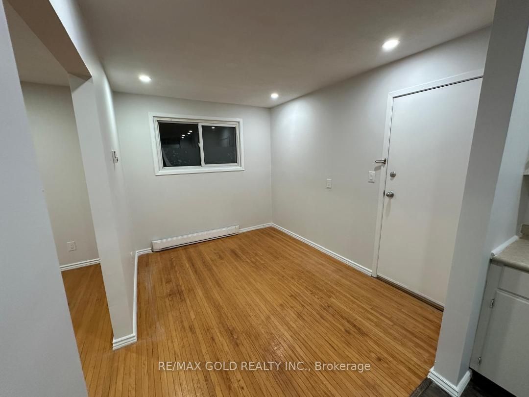 515 Stone Street 3rd Floor ( Upper Unit ) Property Photo 37