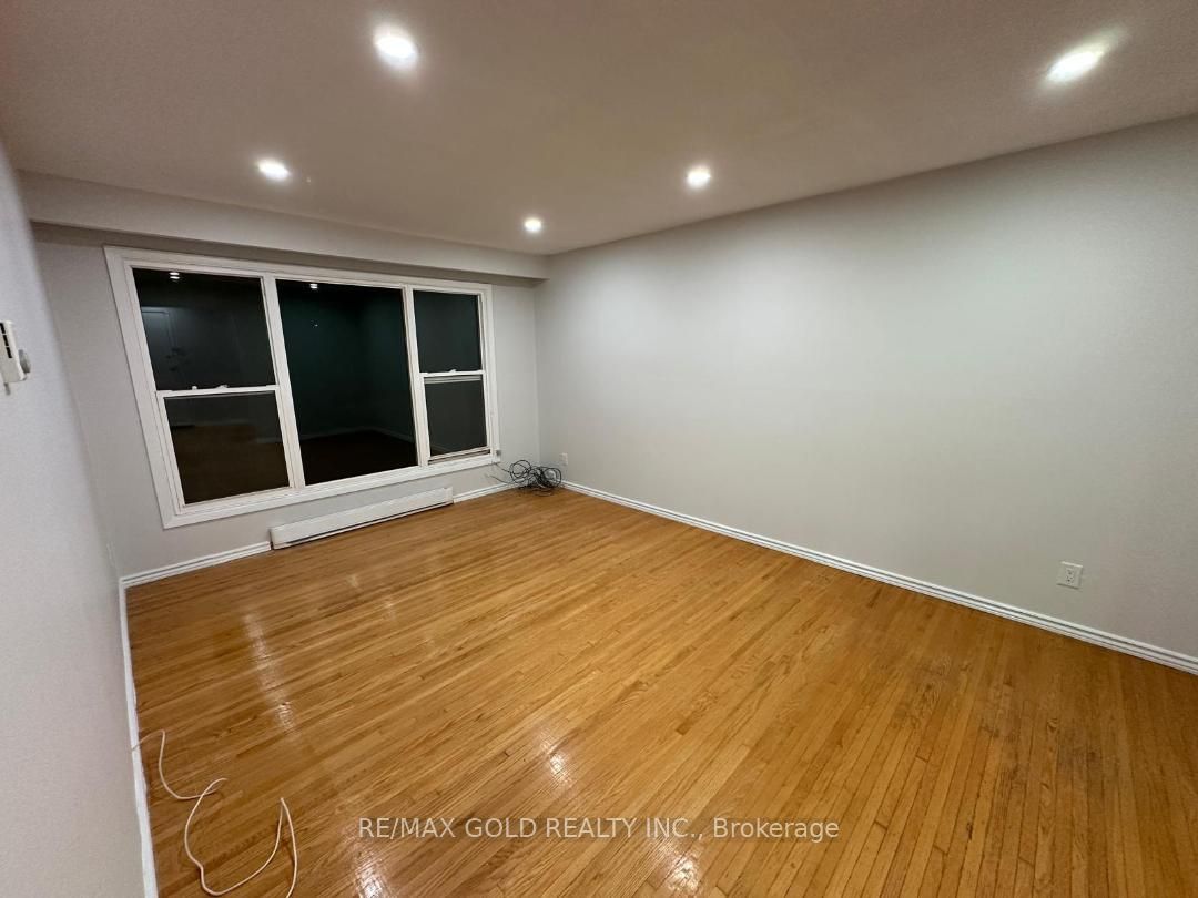515 Stone Street 3rd Floor ( Upper Unit ) Property Photo 45